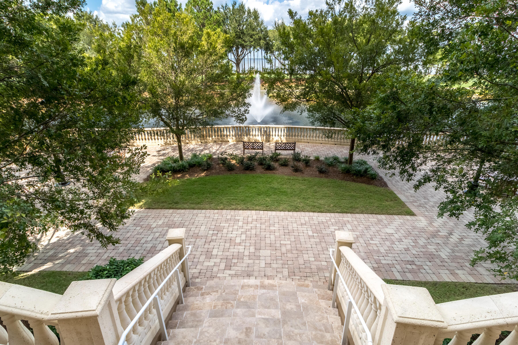 ONE WATER PLACE - Residential