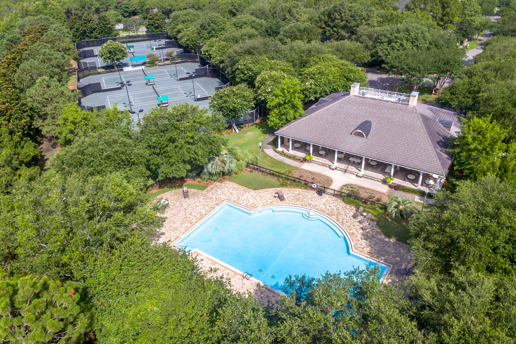 ONE WATER PLACE - Residential