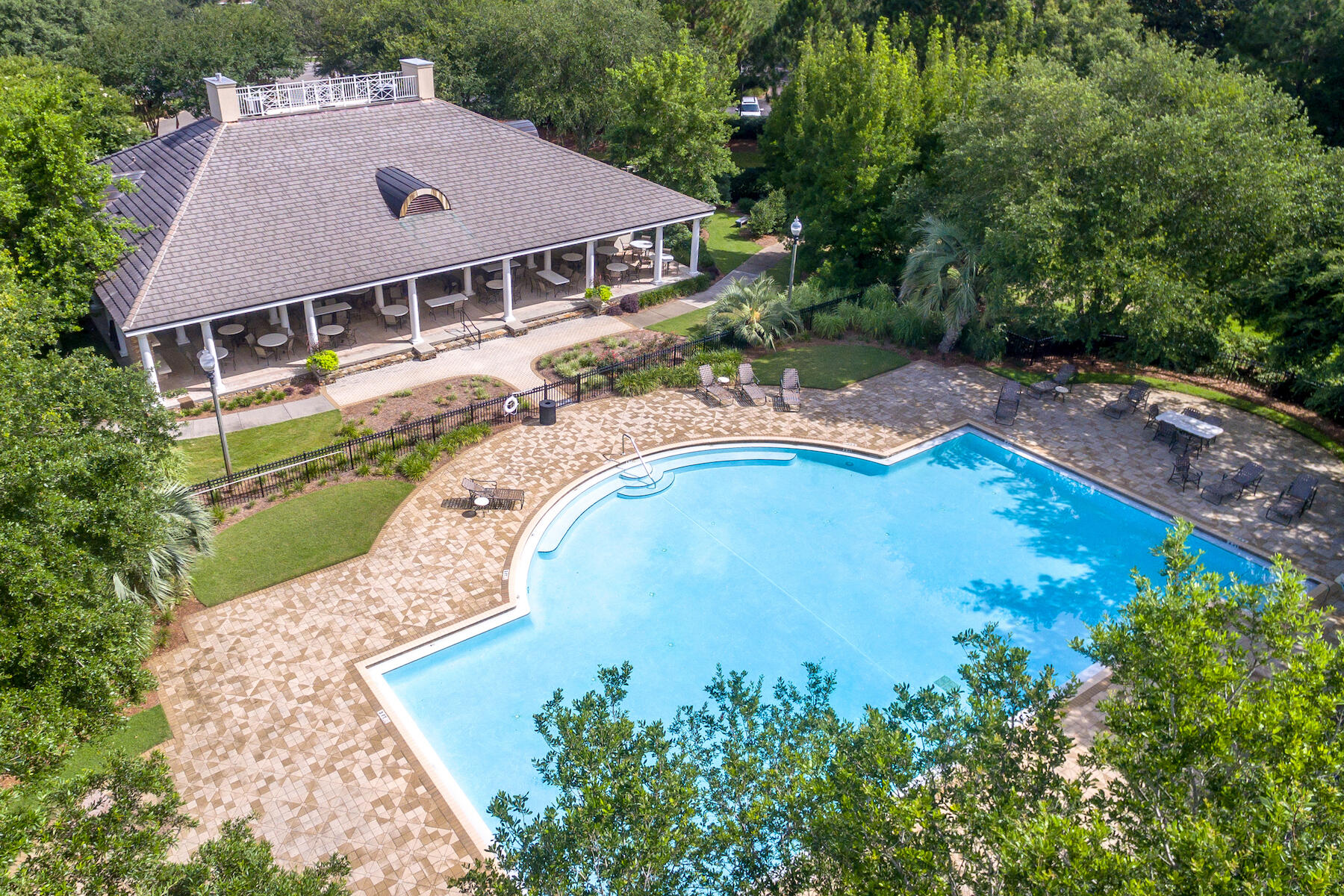 ONE WATER PLACE - Residential