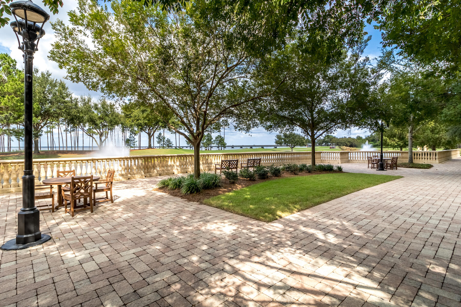 ONE WATER PLACE - Residential