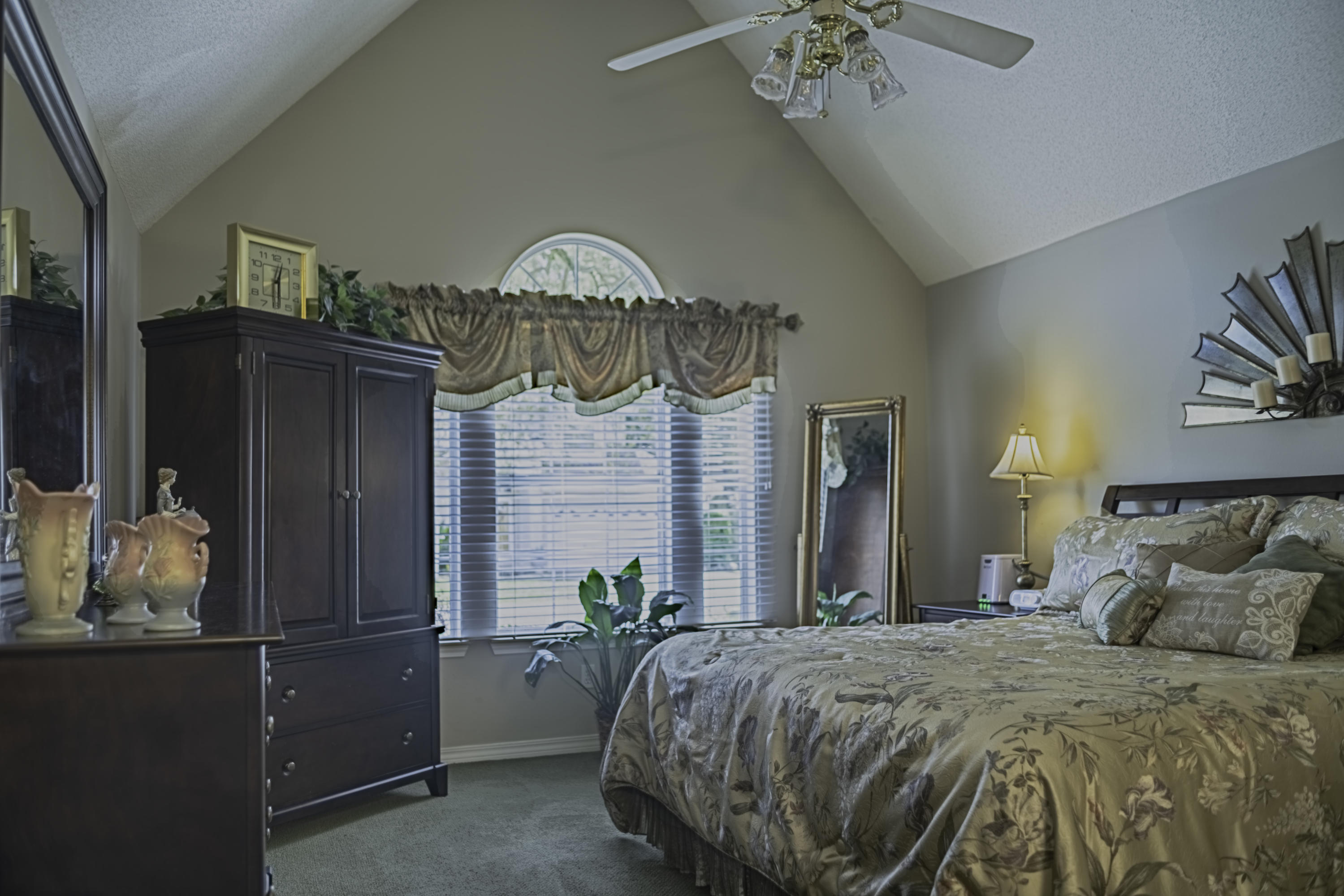 NORTH RIDGE CREEK S/D 1ST ADDN - Residential