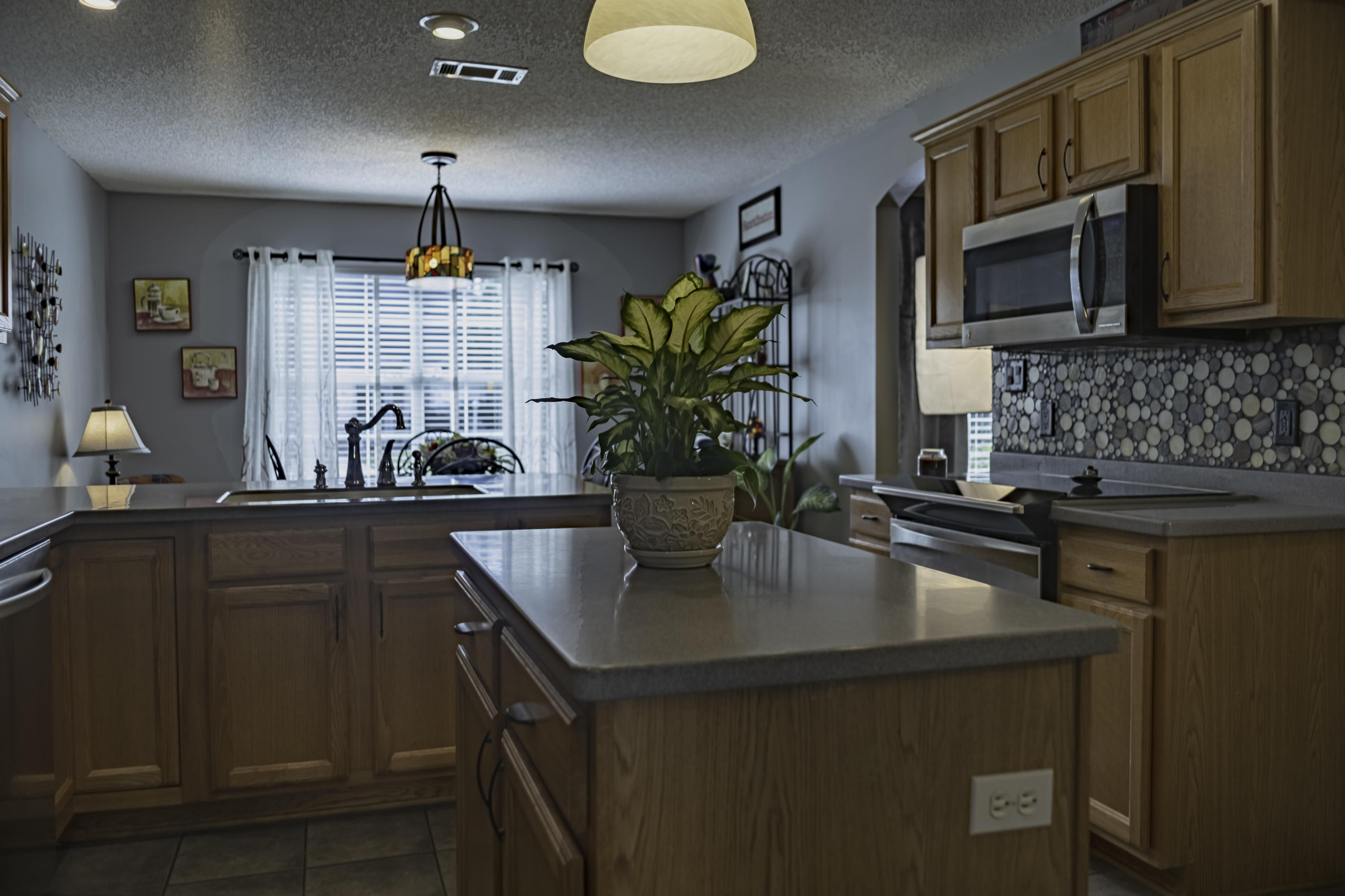 NORTH RIDGE CREEK S/D 1ST ADDN - Residential