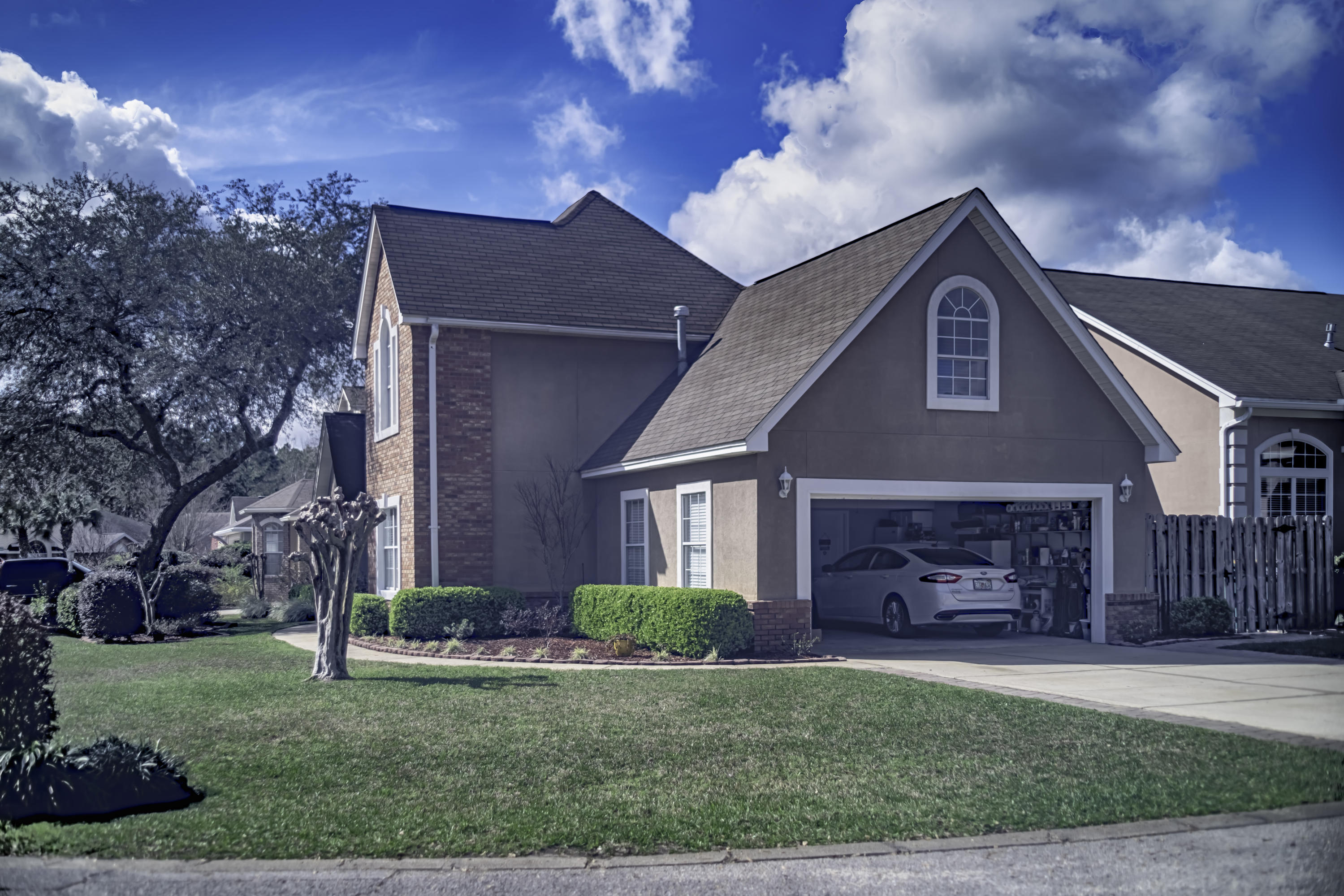 NORTH RIDGE CREEK S/D 1ST ADDN - Residential