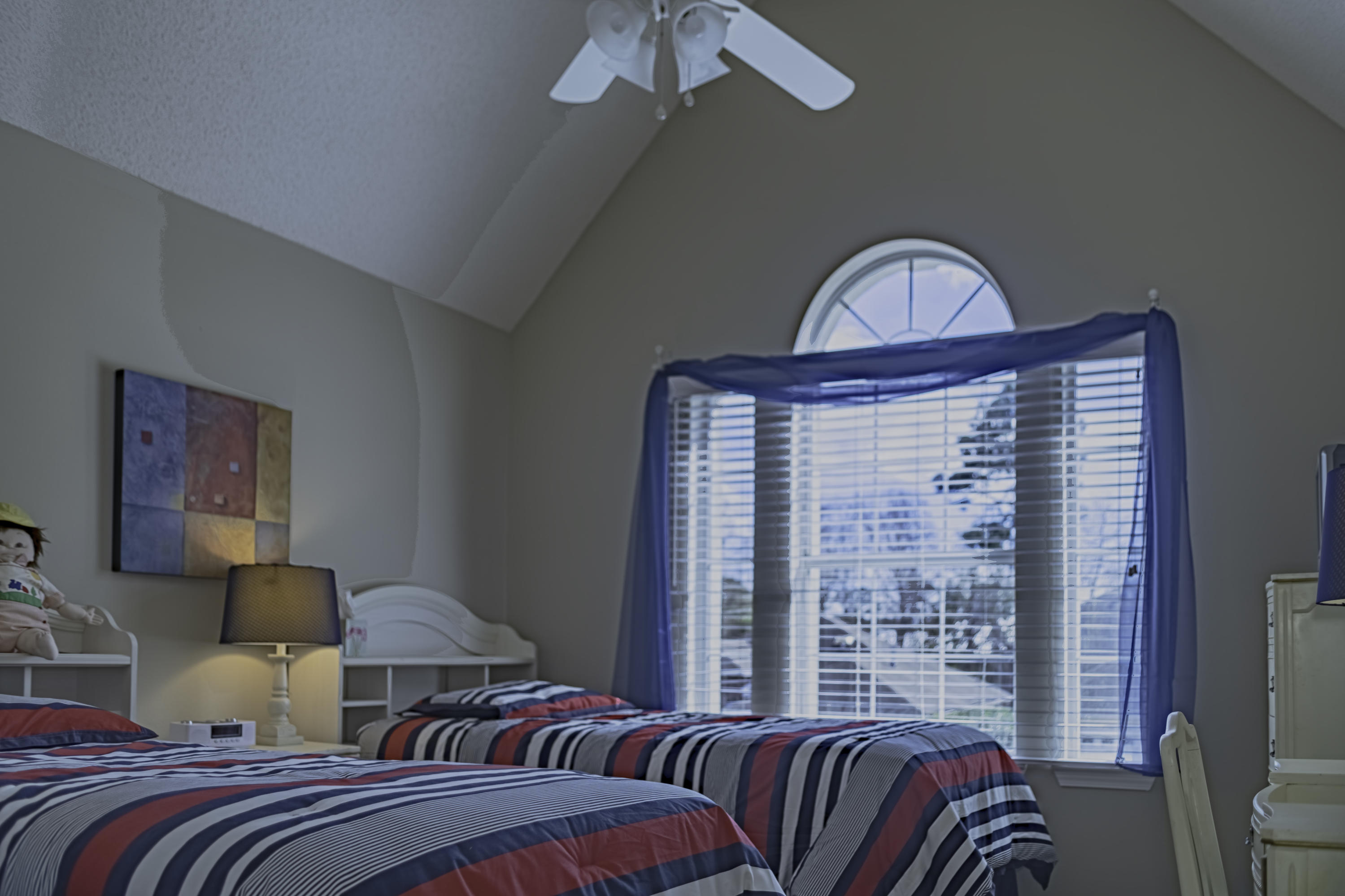 NORTH RIDGE CREEK S/D 1ST ADDN - Residential