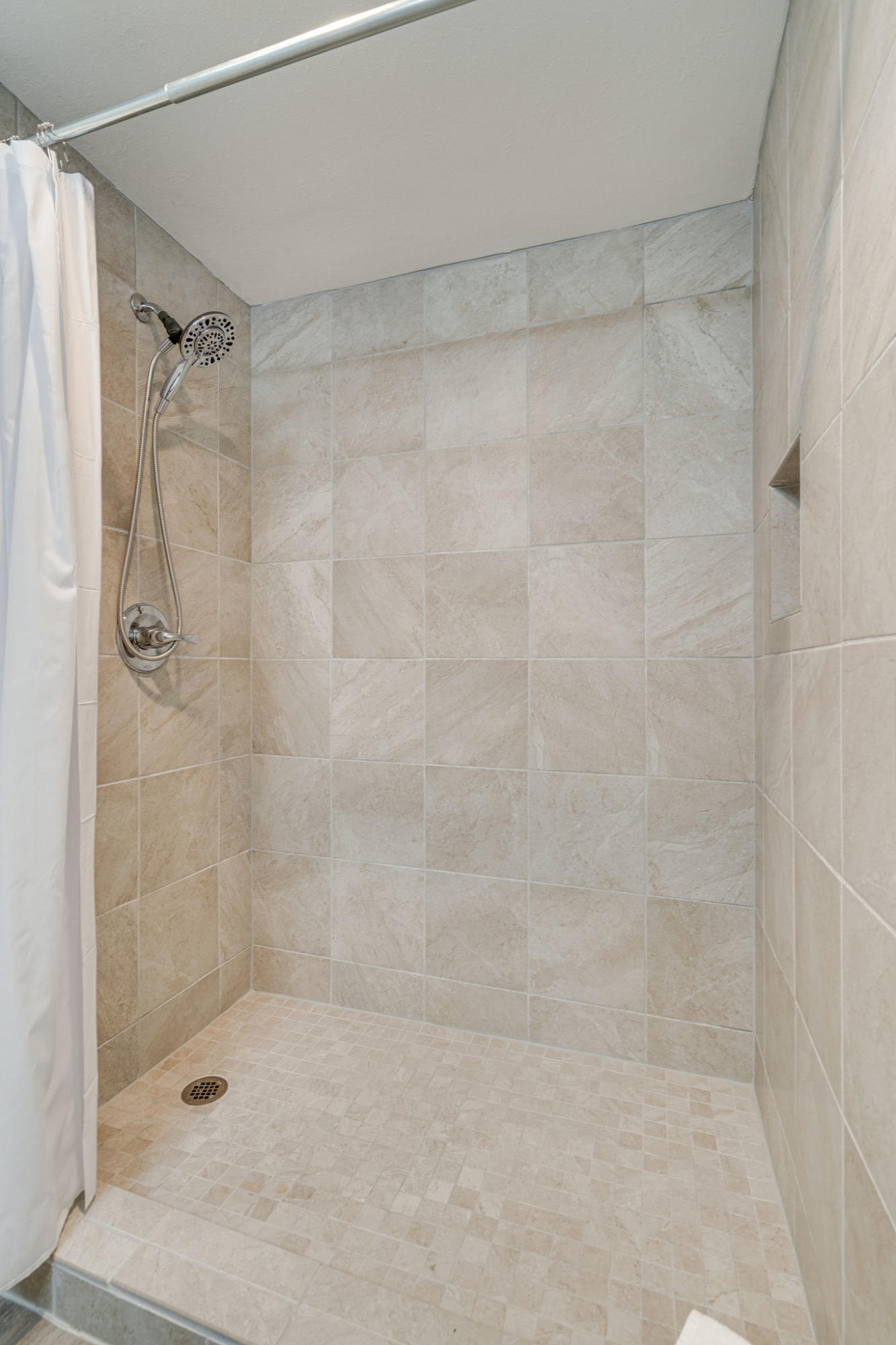 BAYSIDE CONDO SANDESTIN - Residential