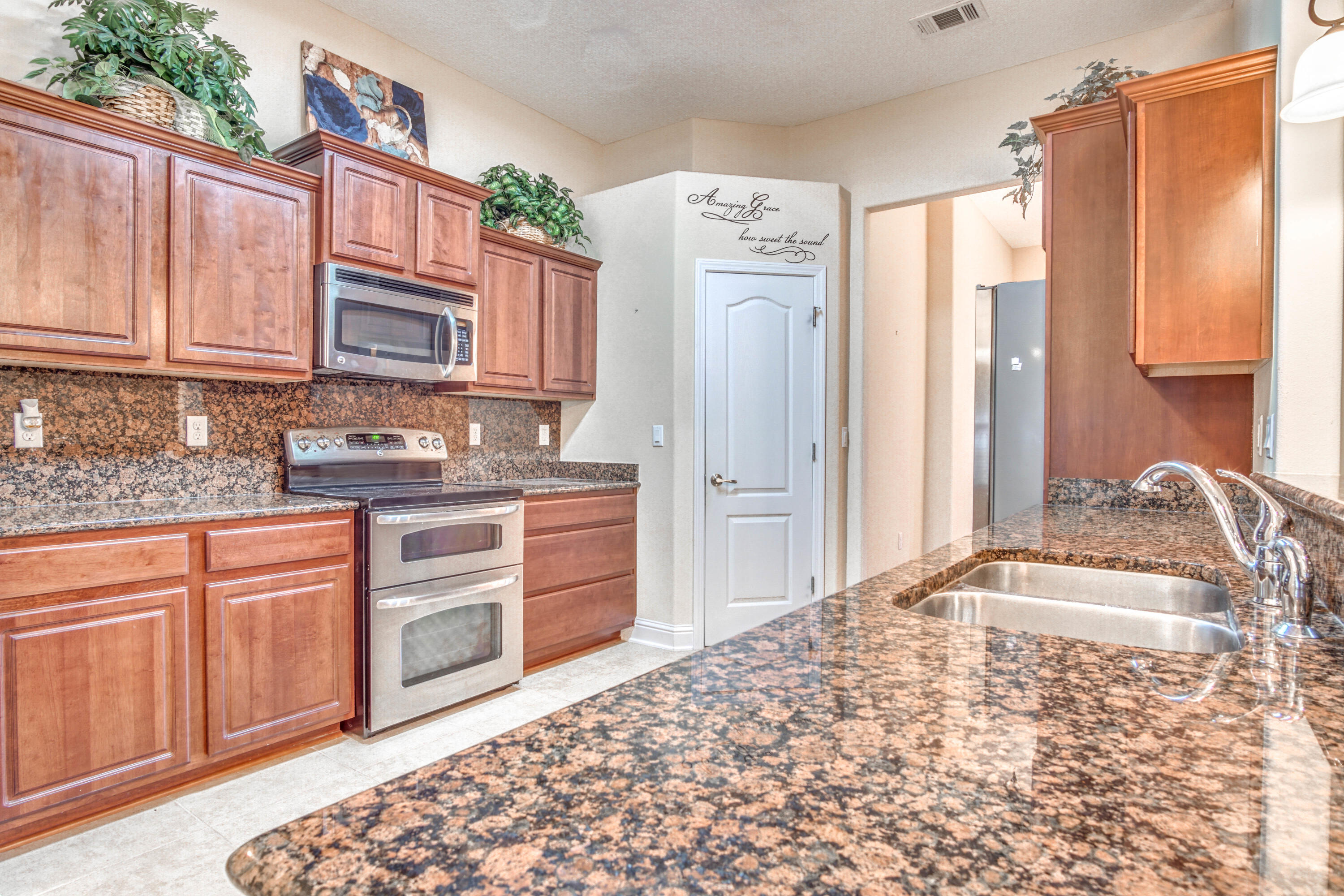 BROOKE ESTATES PH III - Residential