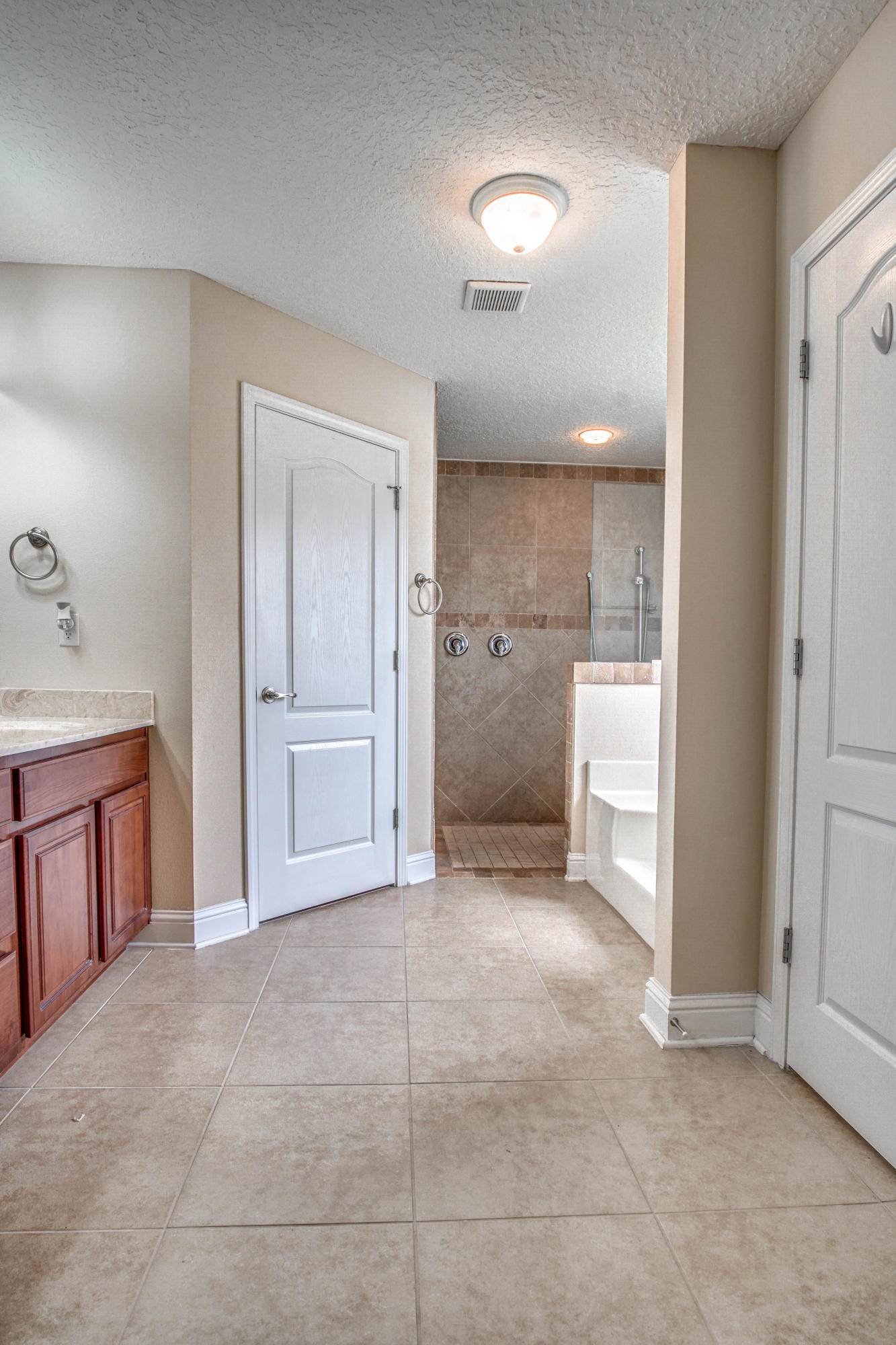 BROOKE ESTATES PH III - Residential