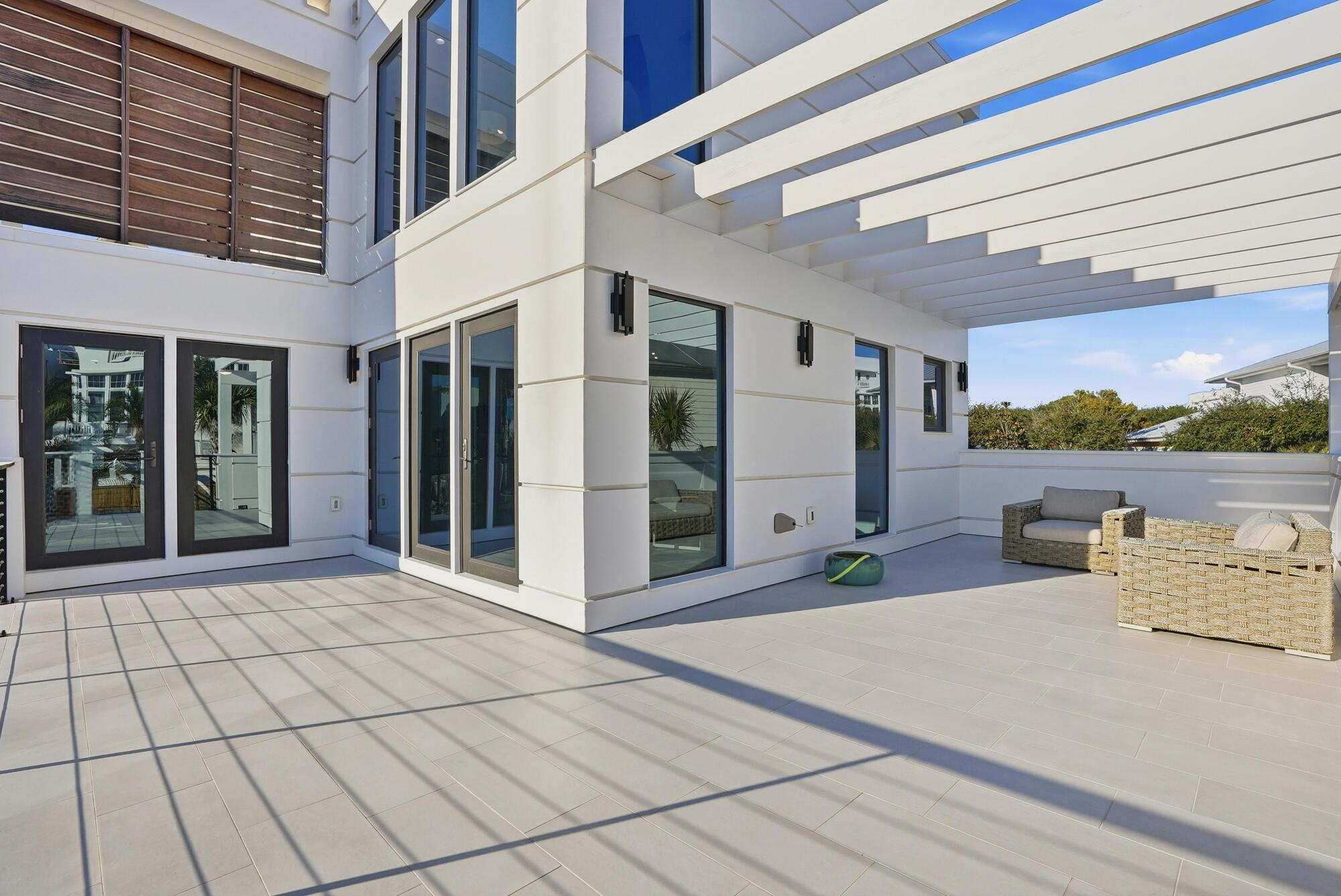 SAND CLIFFS ON THE GULF - Residential