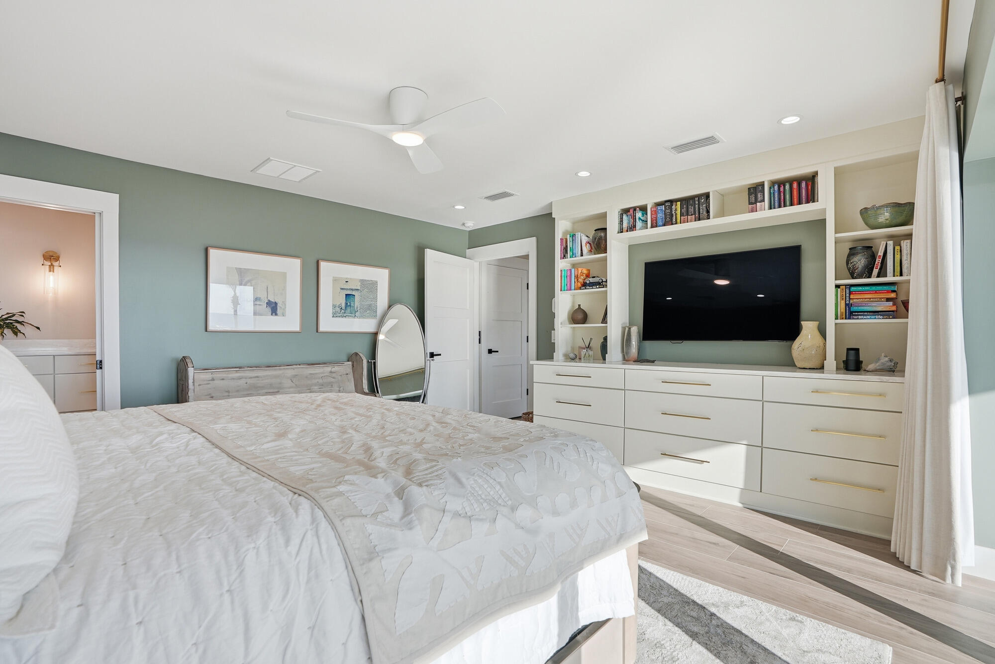 SAND CLIFFS ON THE GULF - Residential