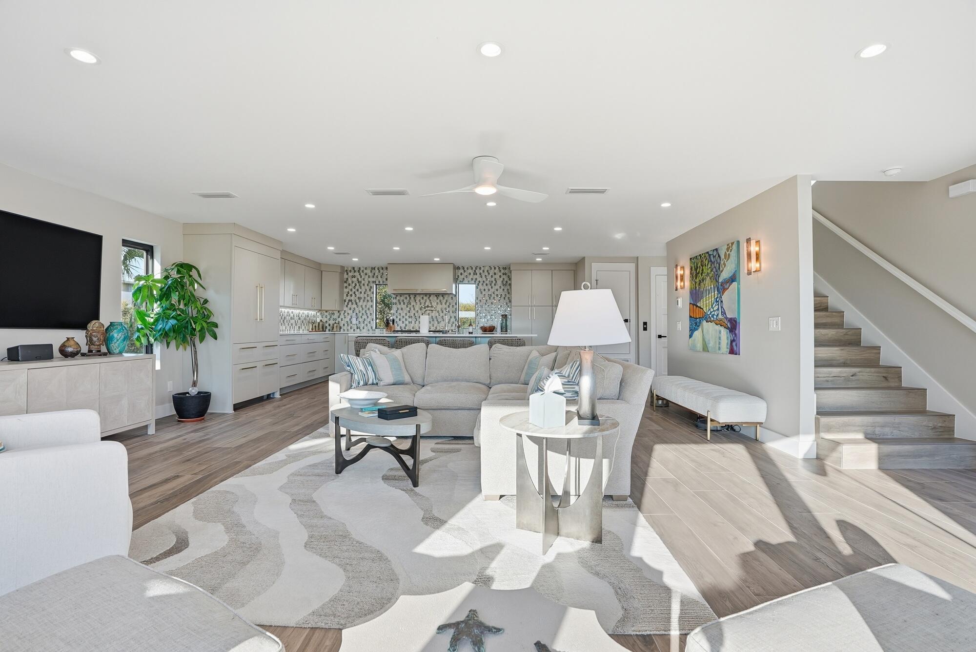 SAND CLIFFS ON THE GULF - Residential