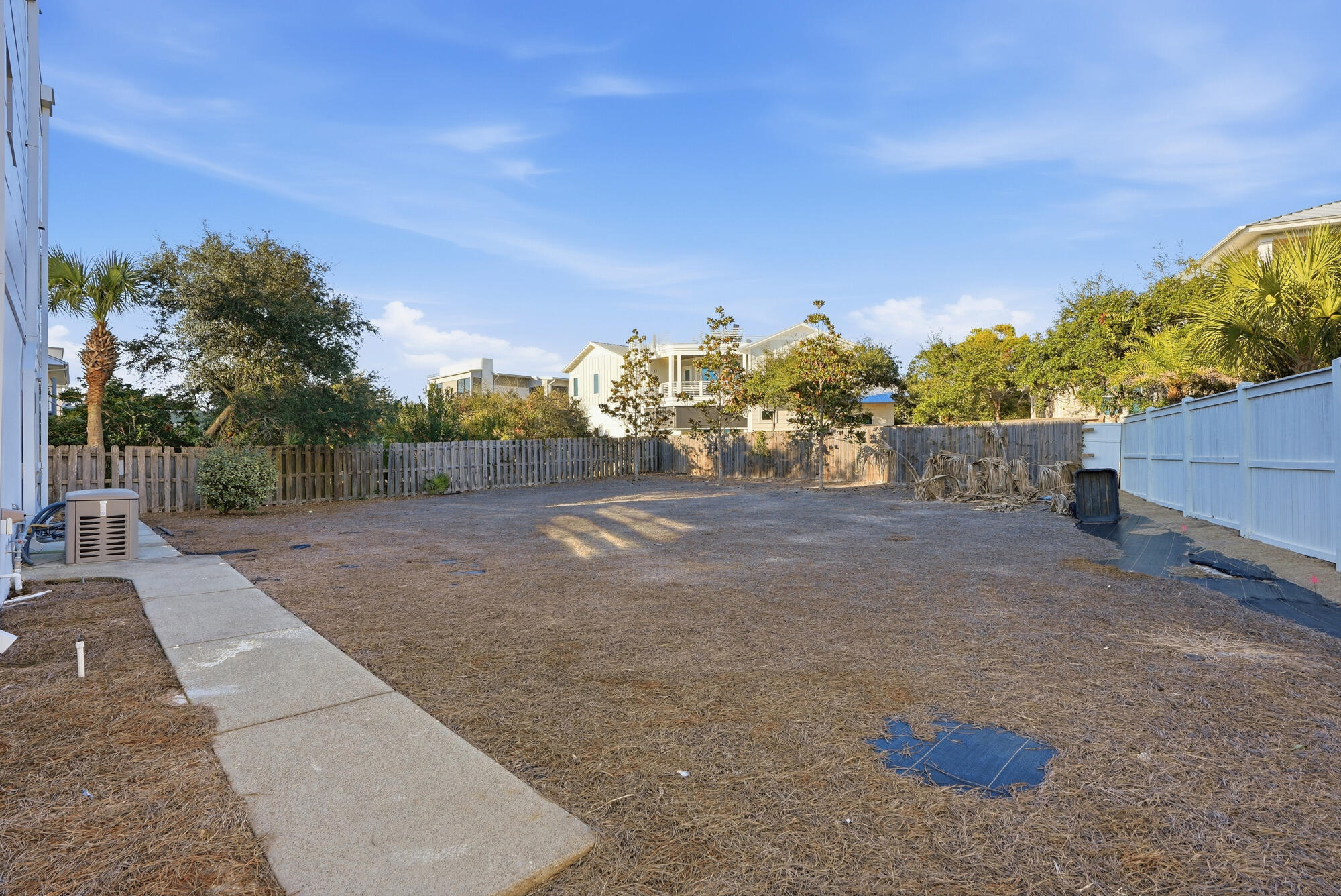 SAND CLIFFS ON THE GULF - Residential