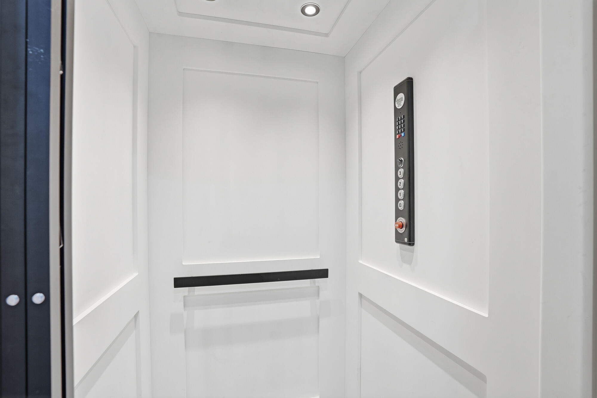 SAND CLIFFS ON THE GULF - Residential