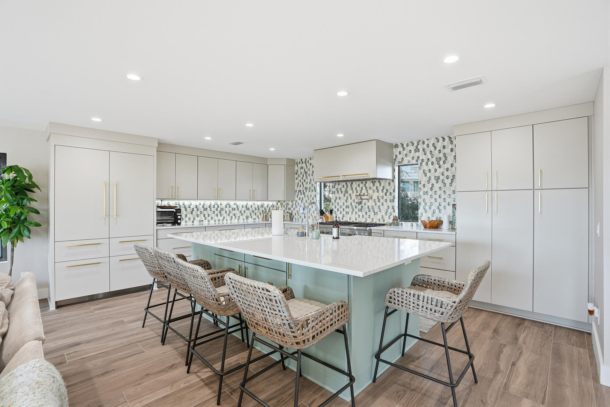 SAND CLIFFS ON THE GULF - Residential