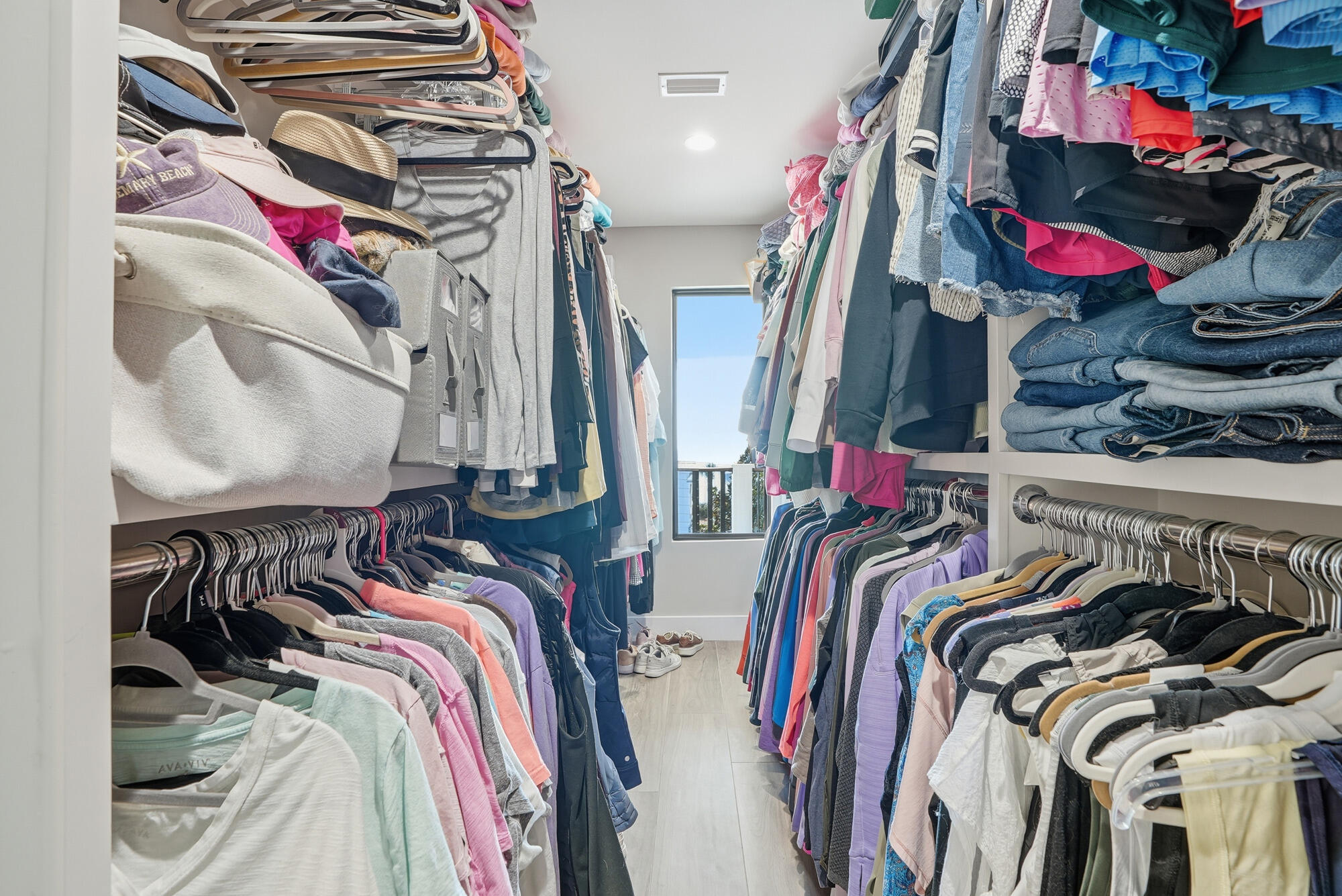 SAND CLIFFS ON THE GULF - Residential