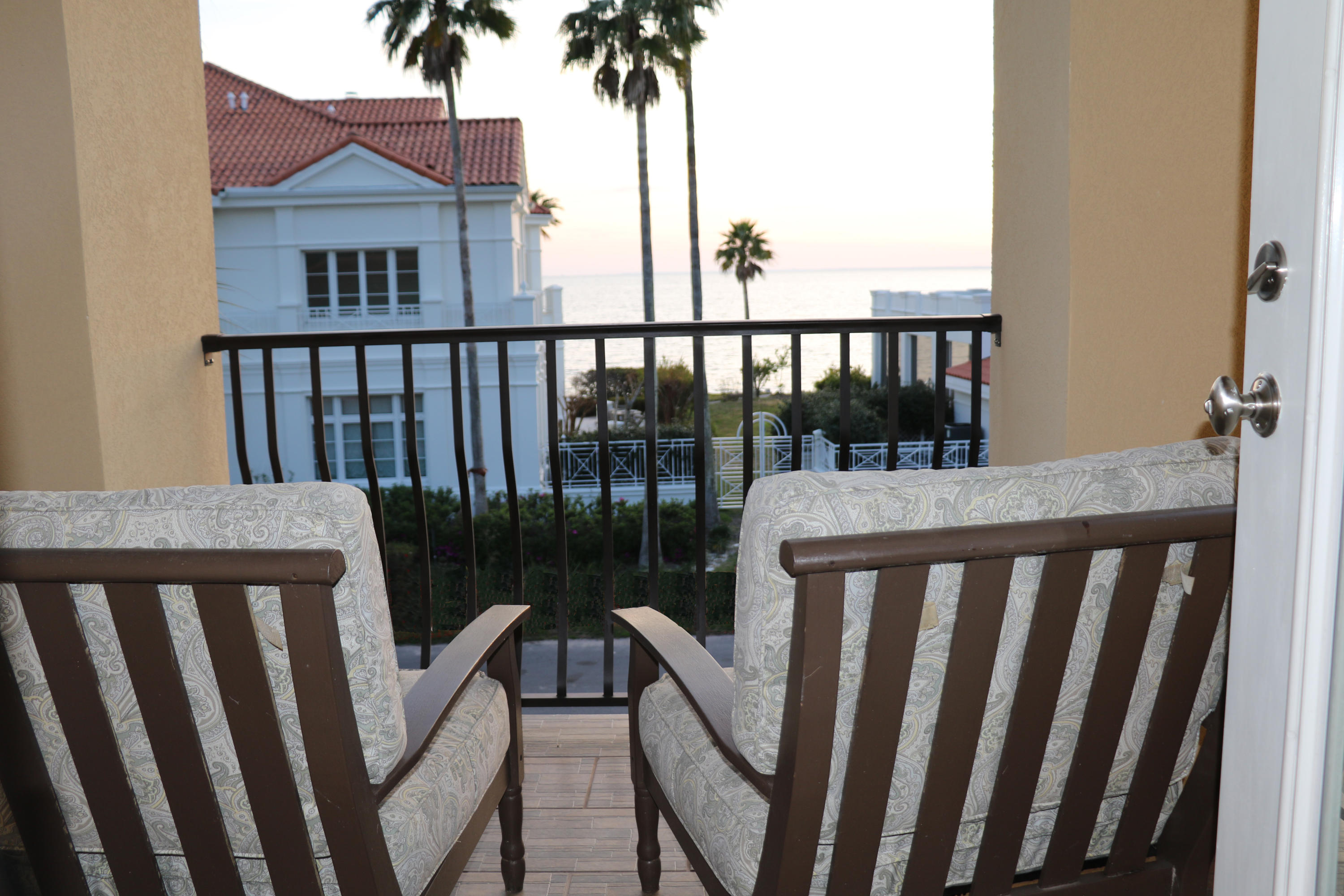 SUNSET BEACH - Residential