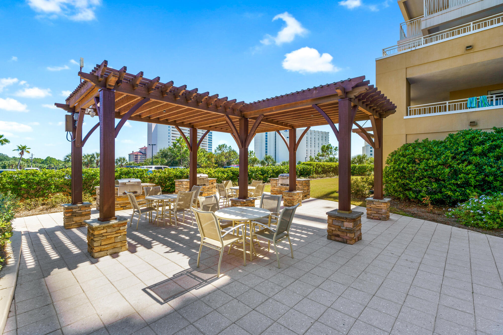 LUAU I - Residential