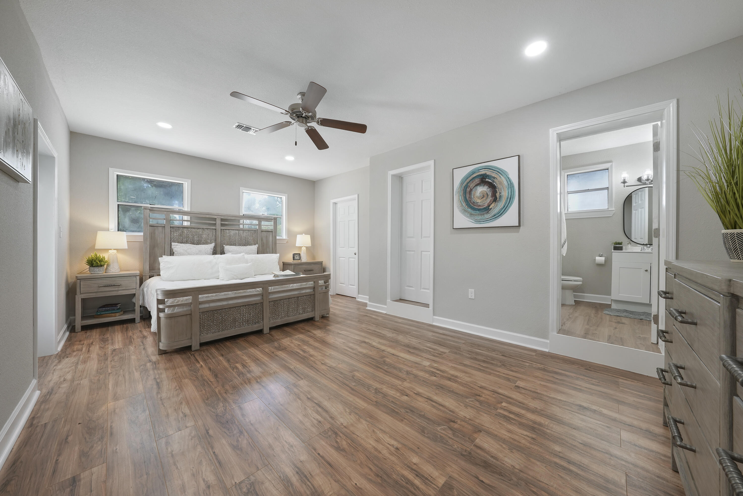 ELLIOTTS POINT 7TH ADDN - Residential