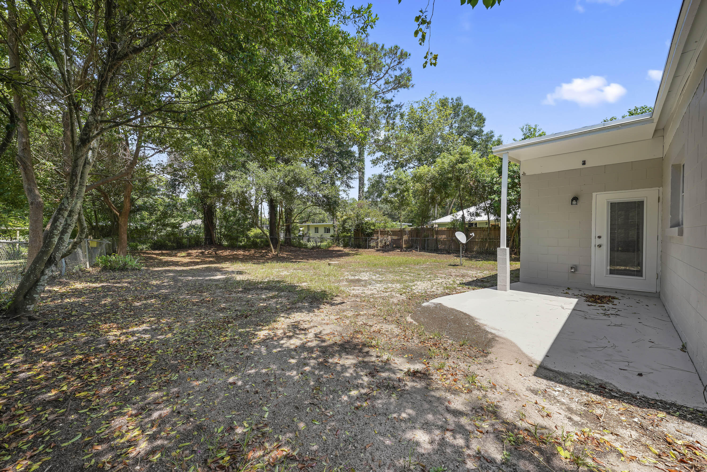 ELLIOTTS POINT 7TH ADDN - Residential