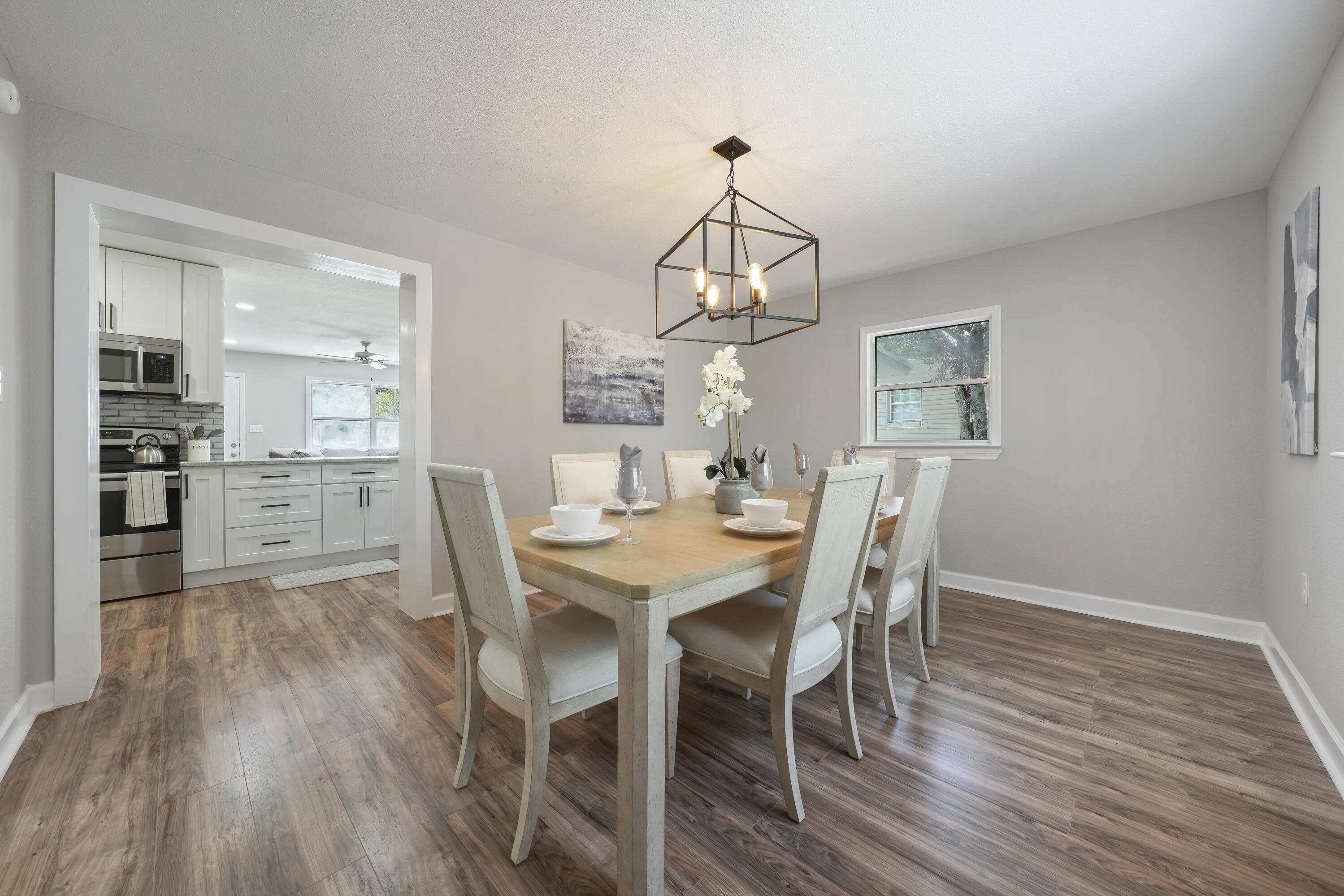 ELLIOTTS POINT 7TH ADDN - Residential