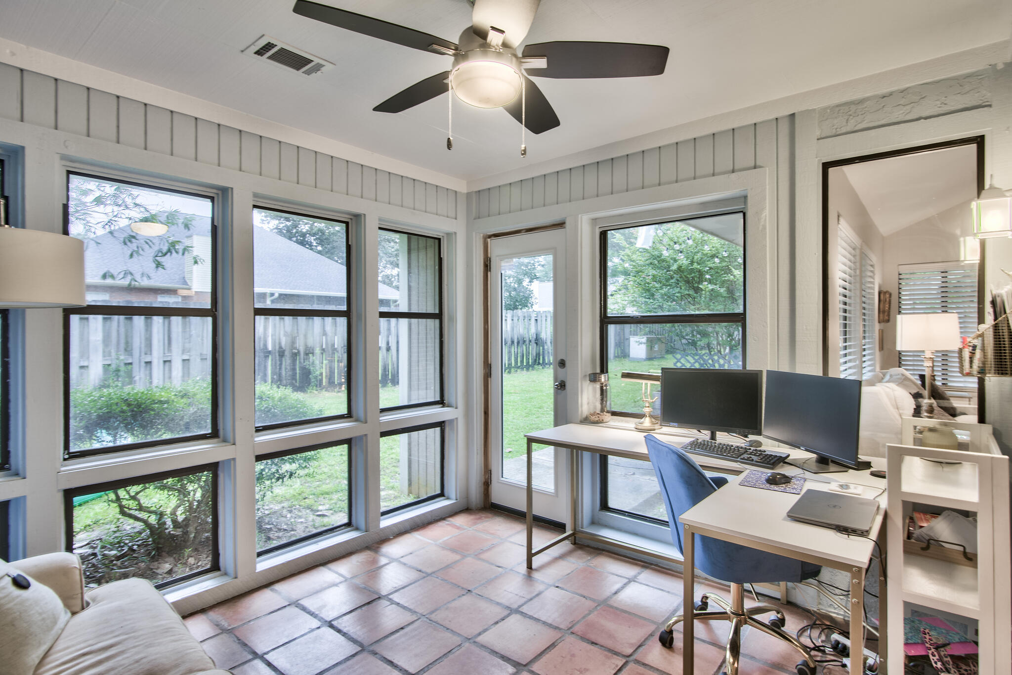 ROYAL OAK VILLAGE - Residential Lease