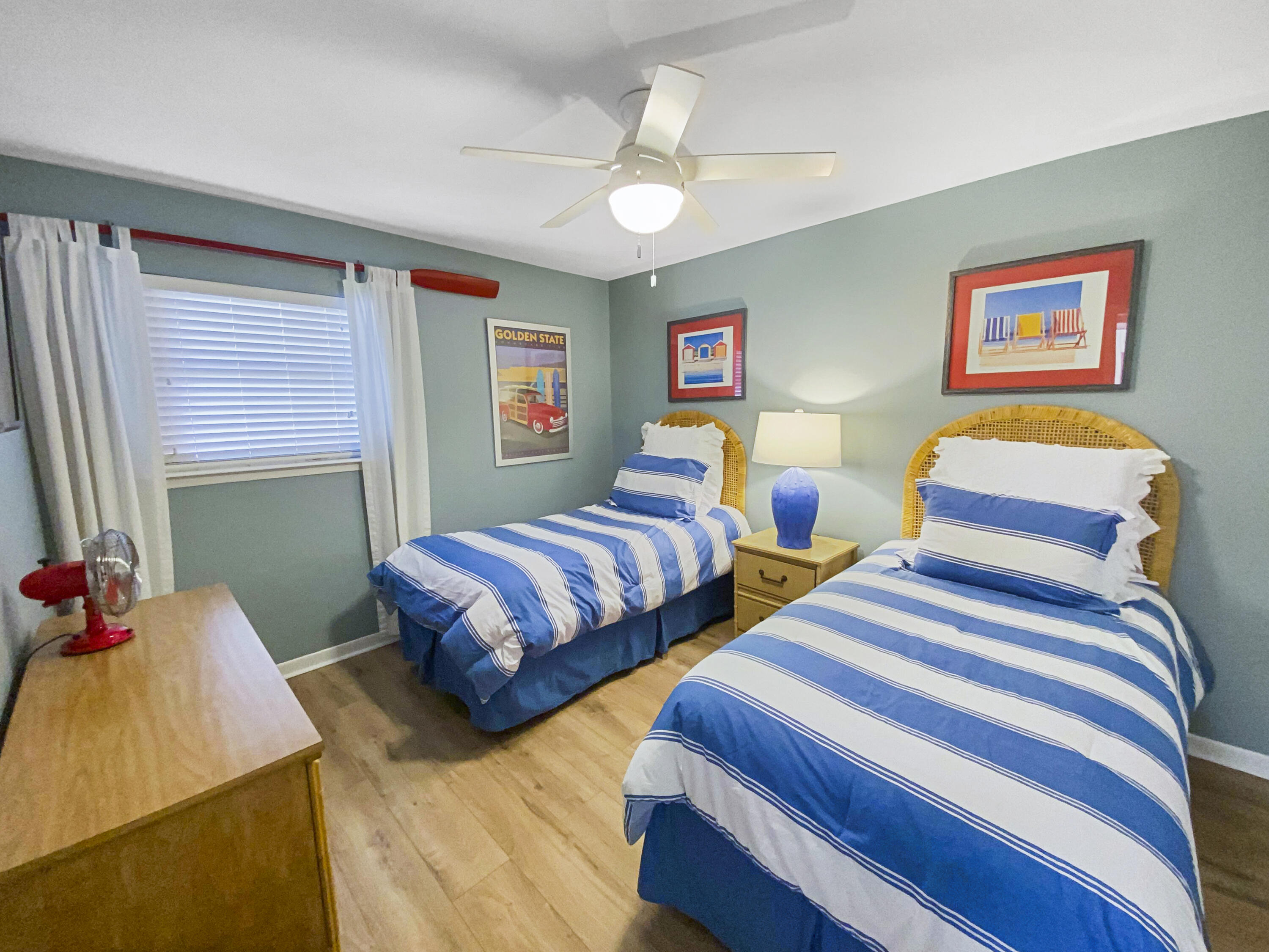 TRADEWINDS CONDOS - Residential