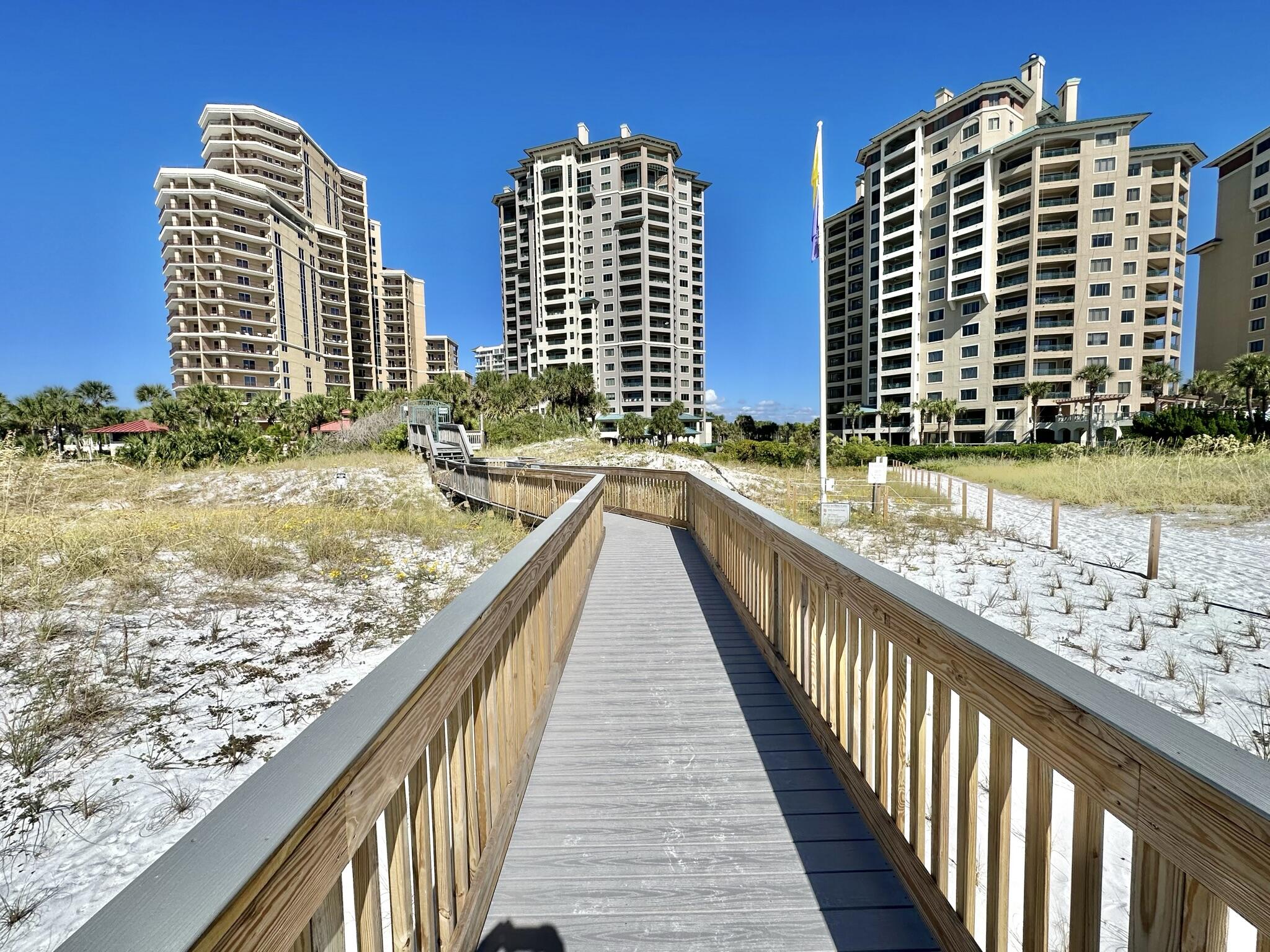 SOUTHWINDS III AT SANDESTIN - Residential