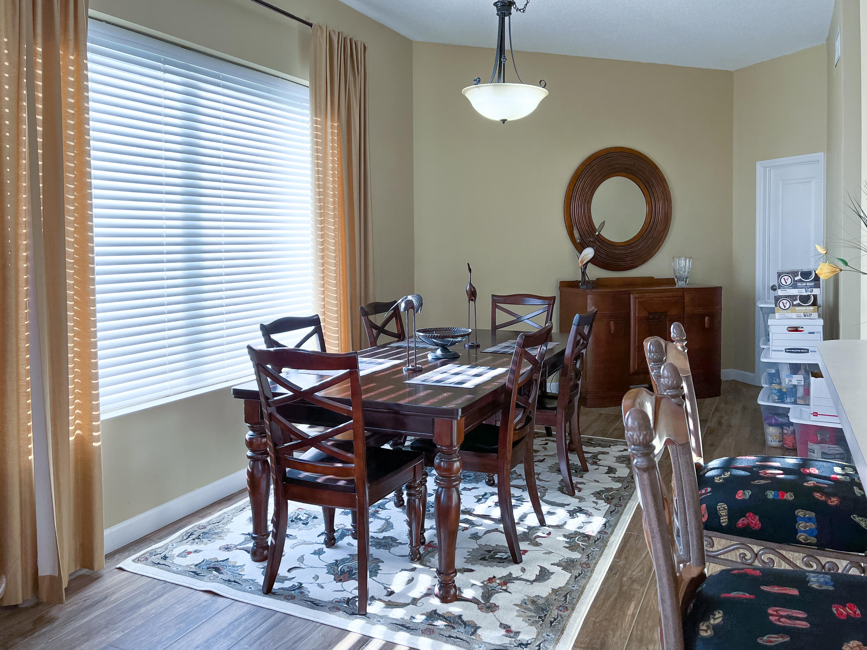 CRYSTAL VIEW CONDO - Residential