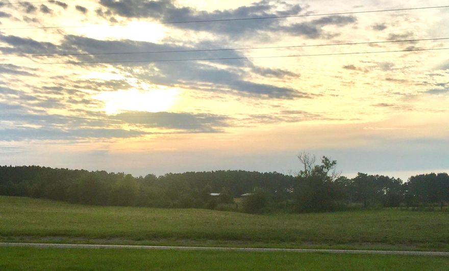 No restrictions! Come build your dream home on this land. 4.45 acres that allow for a mobile home, farm animals, and much more! This hay field is ready for you to bring your horses! Can be sold with MLS 840965.