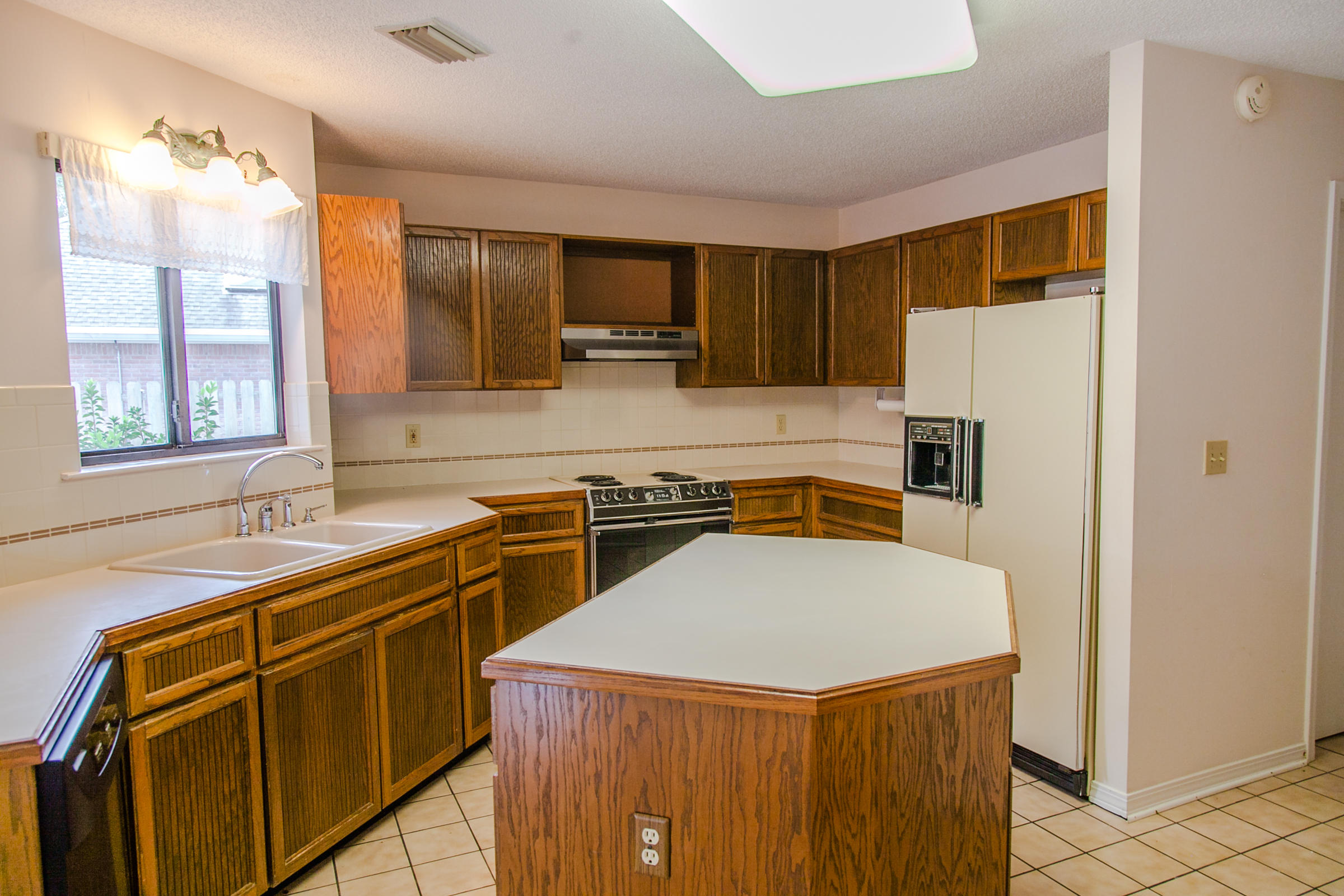 BLUEWATER BAY SOUTHWIND PH 2 - Residential