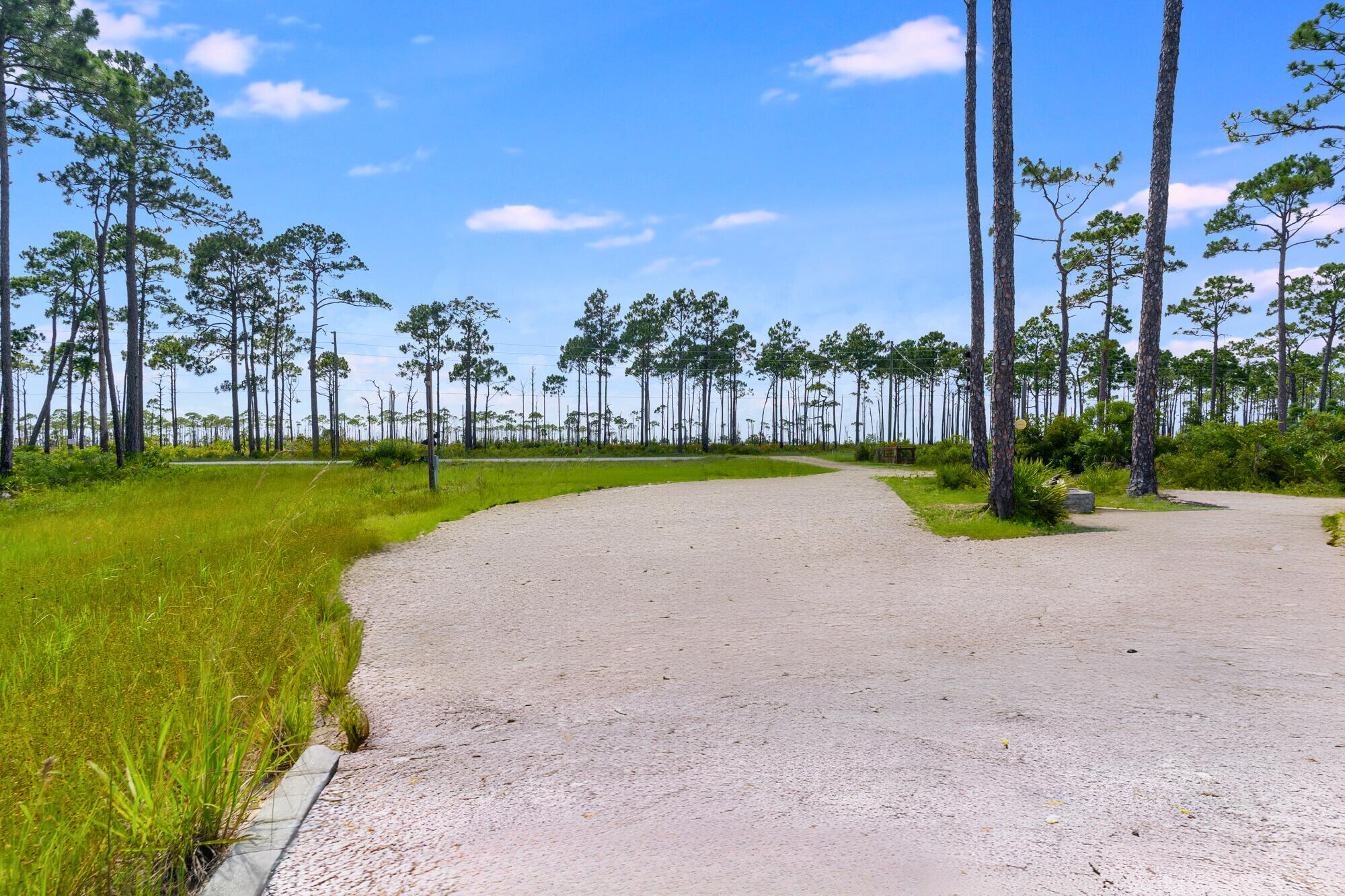 NO RECORDED SUBDIVISION - Land