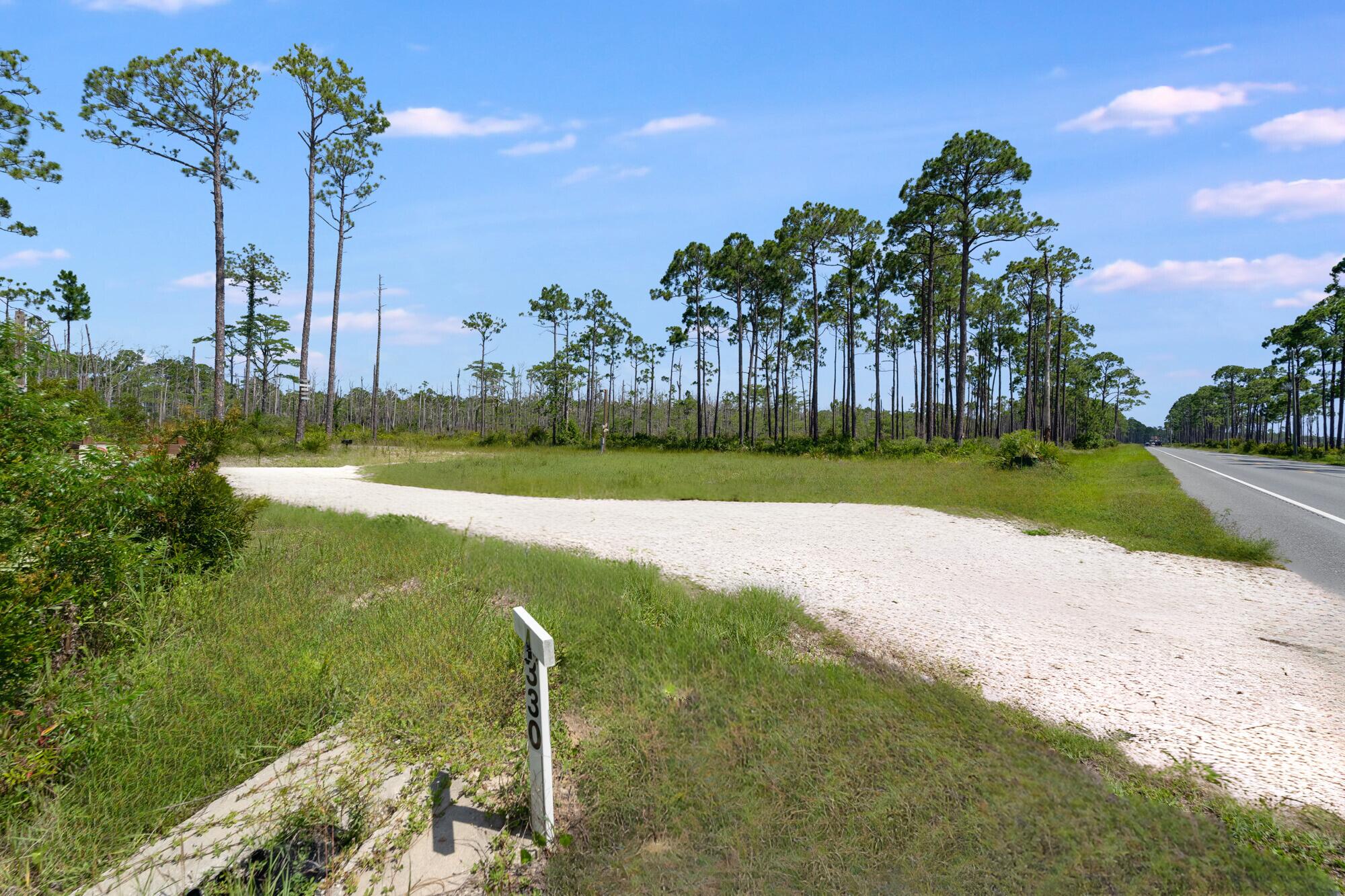 NO RECORDED SUBDIVISION - Land