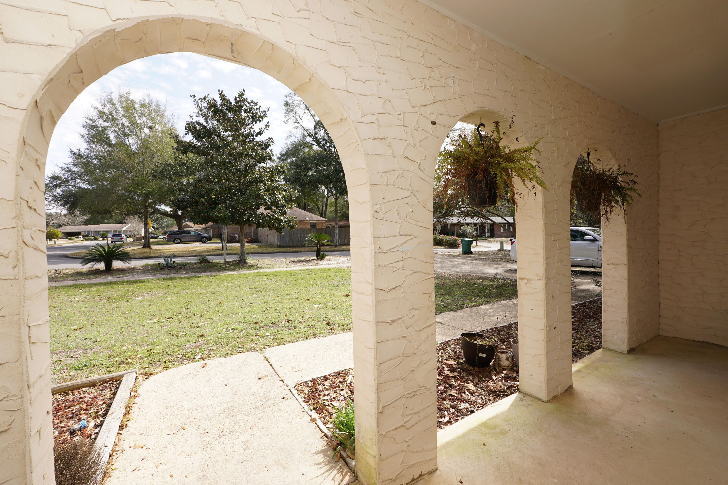 PINE LAKE S/D LOT 33 BLK B - Residential