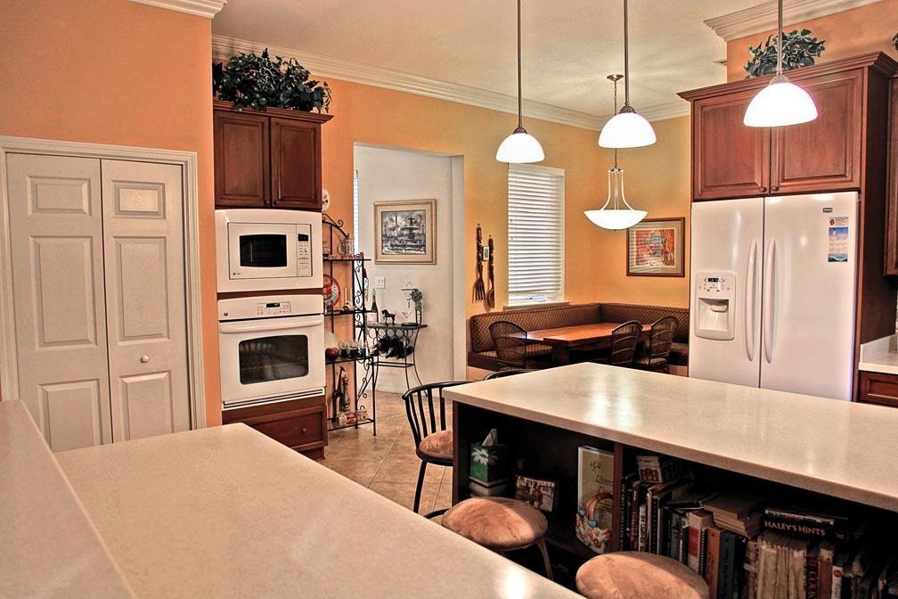 AVALON BEACH ESTATES - Residential