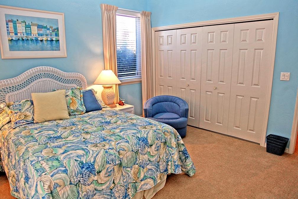 AVALON BEACH ESTATES - Residential