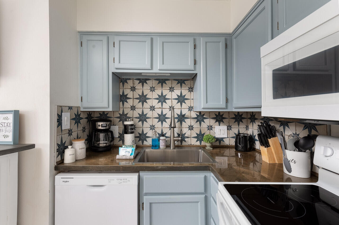 POINTE OF VIEW CONDO - Residential