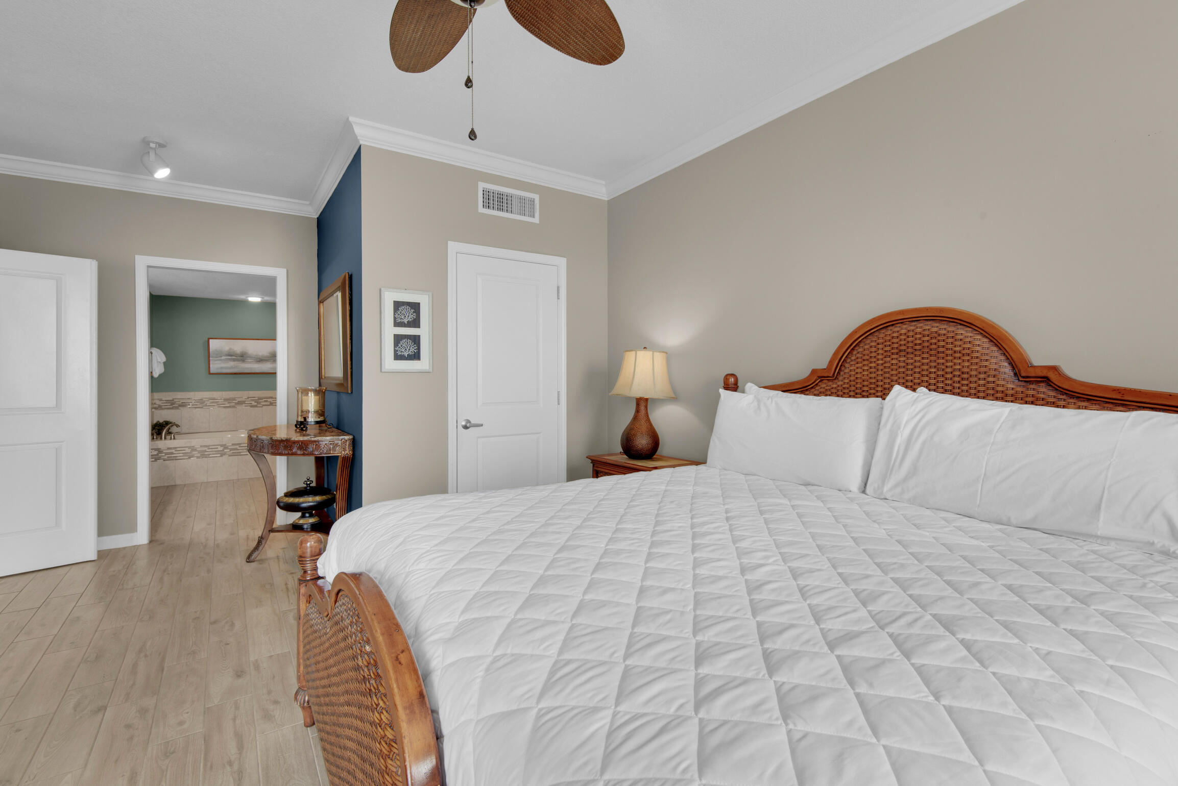 GRANDVIEW EAST - Residential