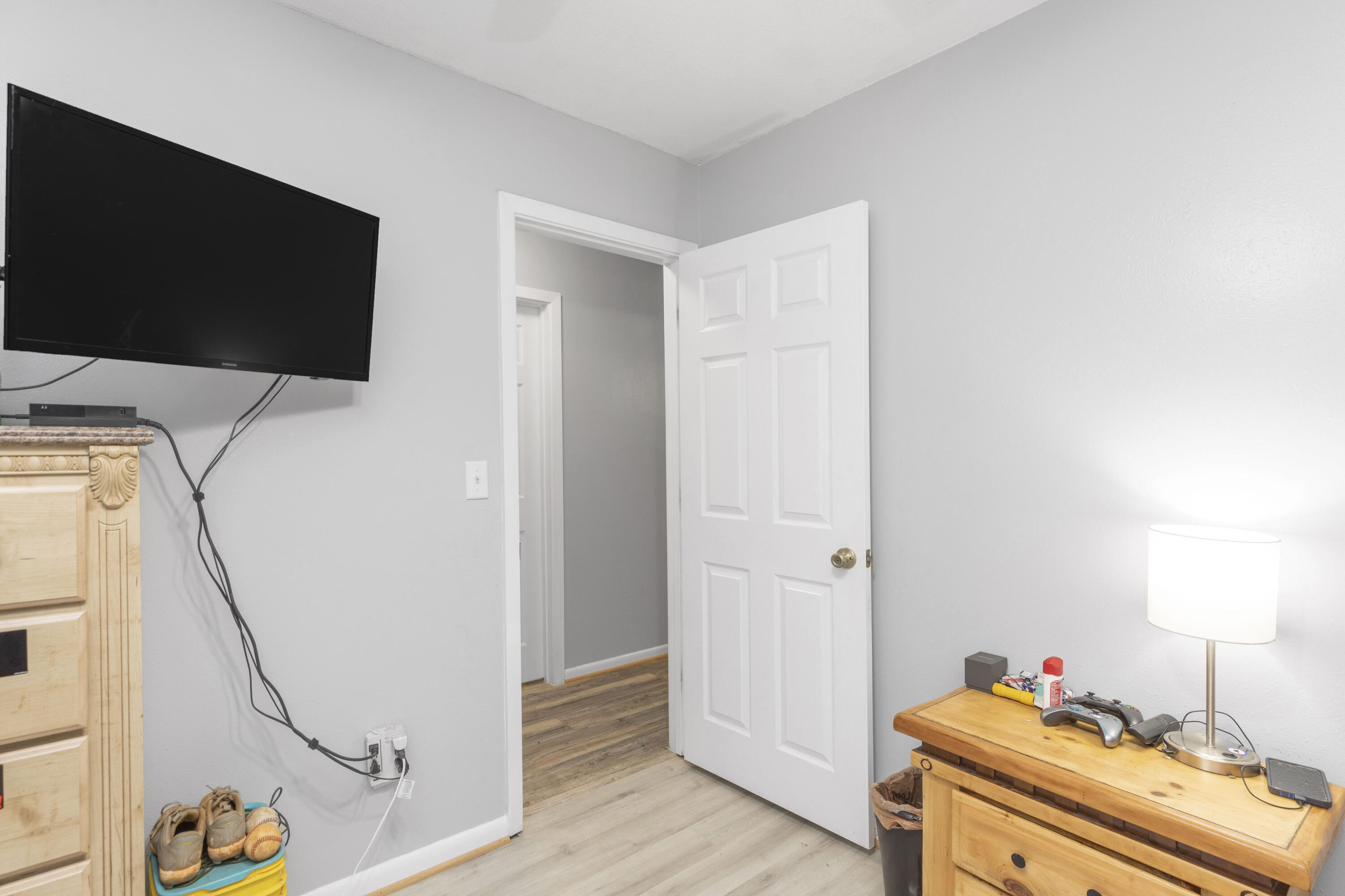 QUIET OAKS S/D - Residential