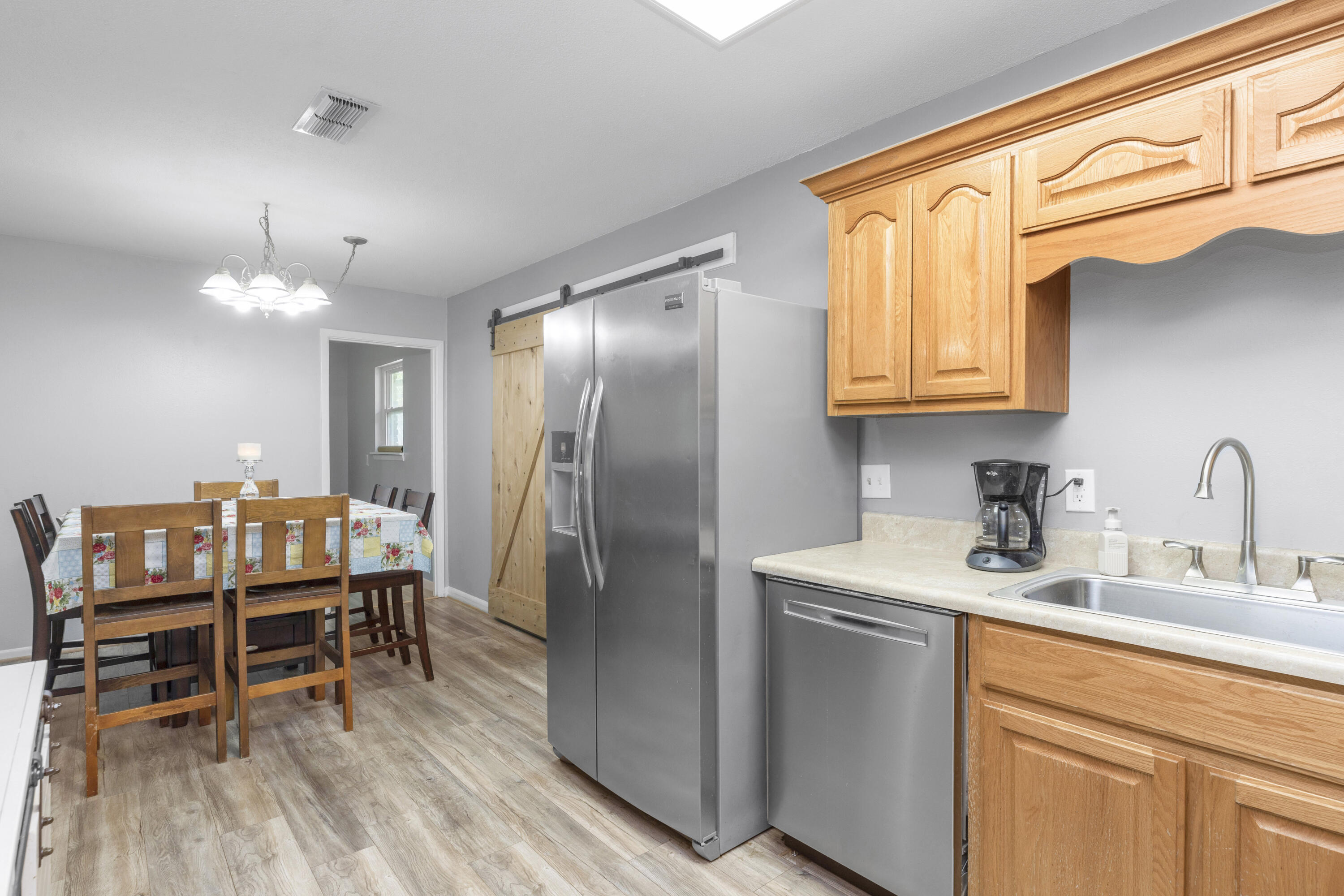 QUIET OAKS S/D - Residential