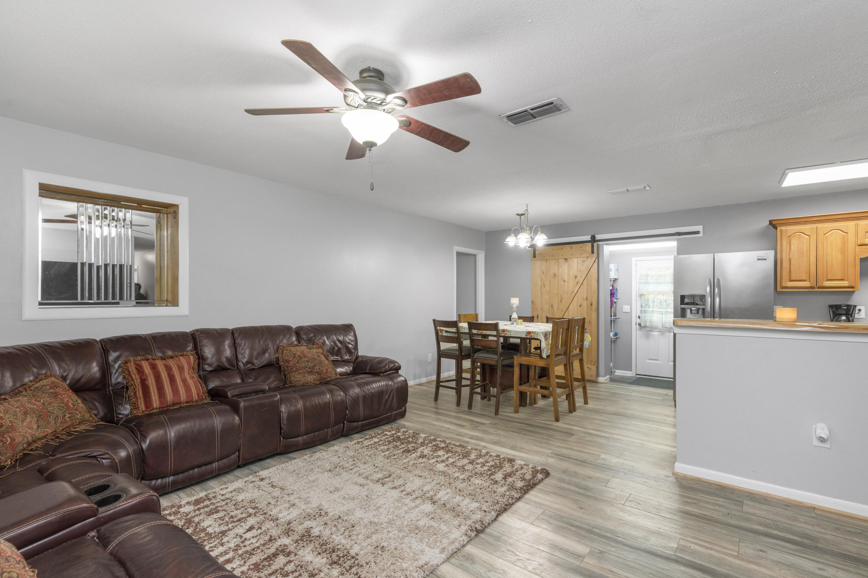 QUIET OAKS S/D - Residential