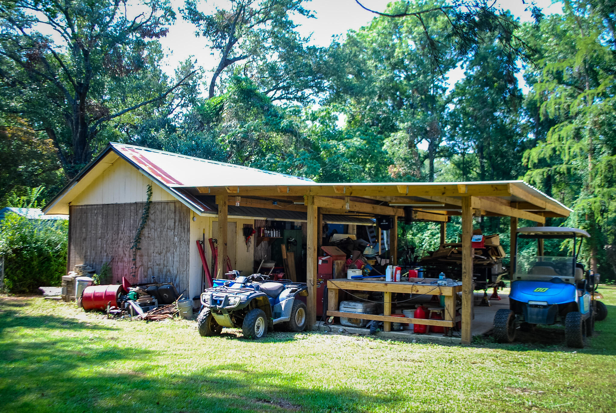 QUIET OAKS S/D - Residential