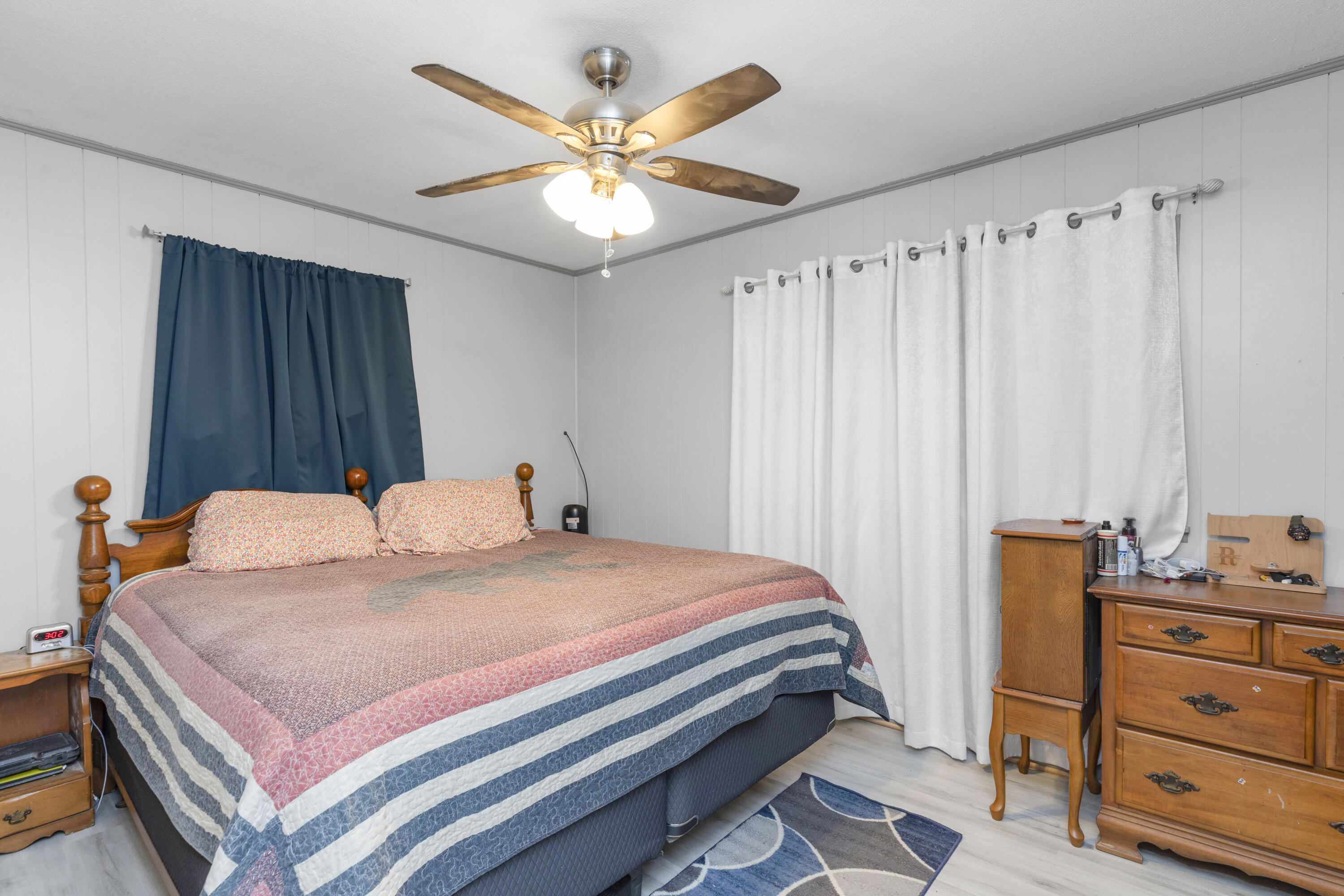 QUIET OAKS S/D - Residential