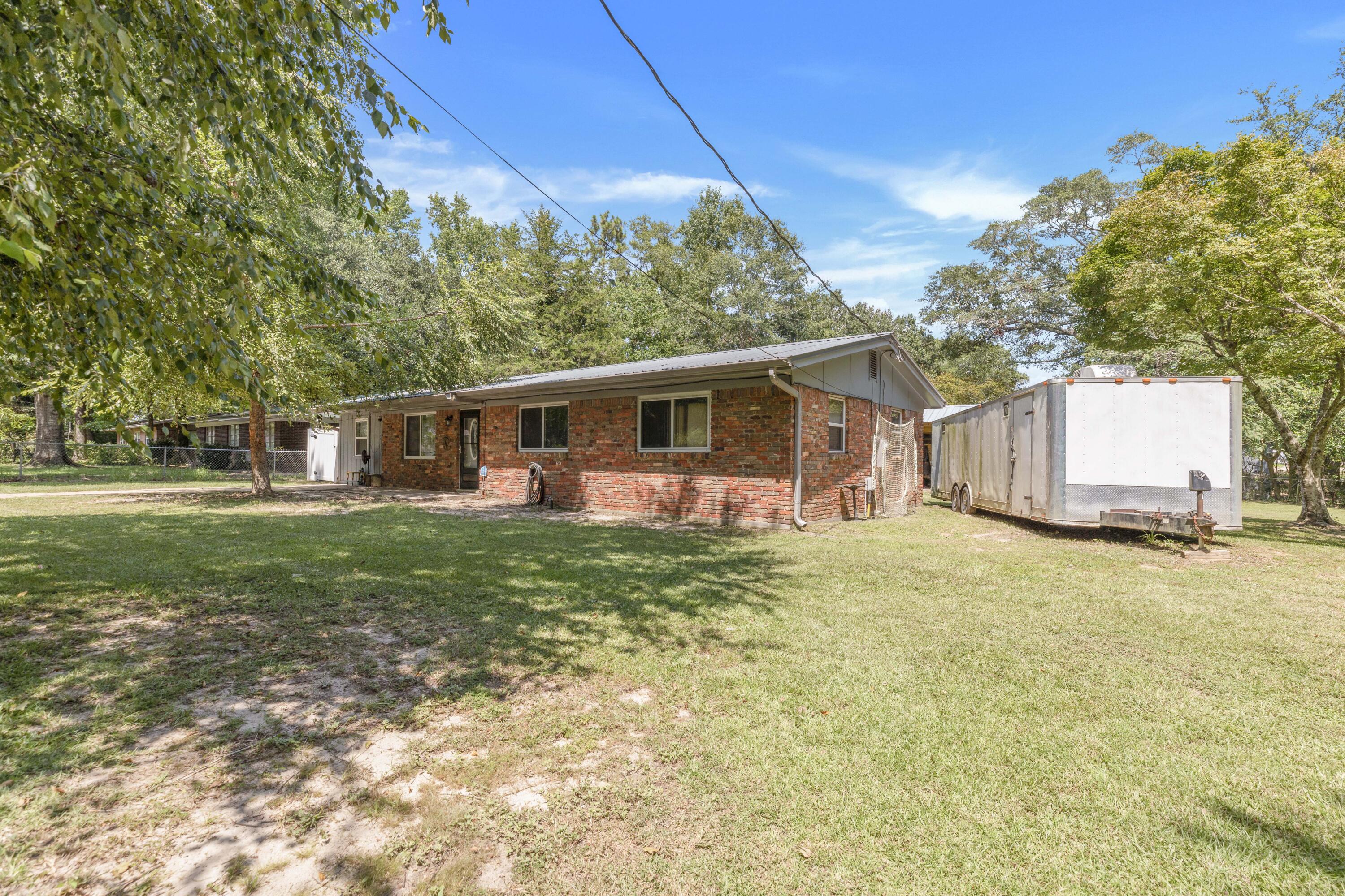 QUIET OAKS S/D - Residential