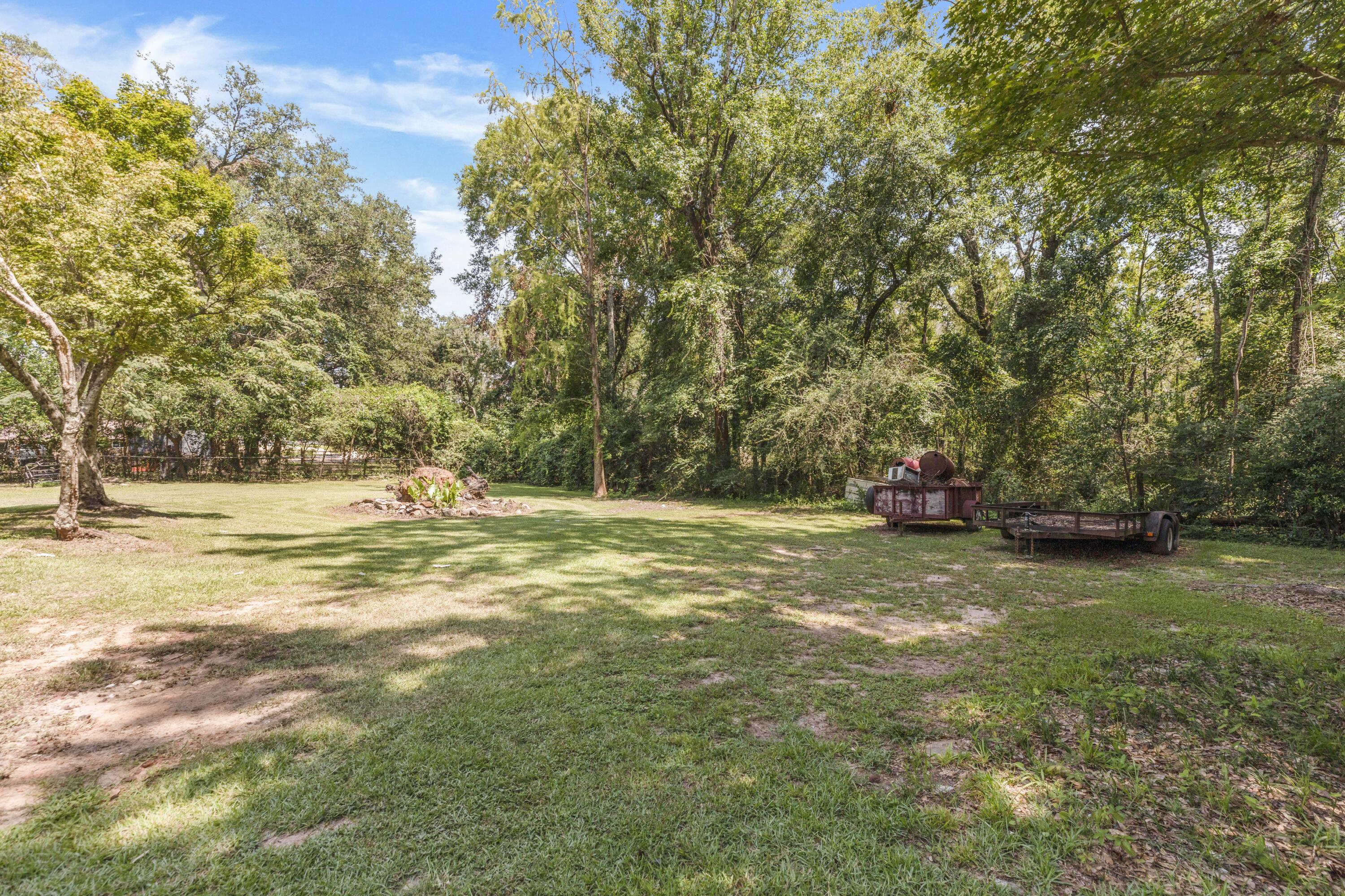 QUIET OAKS S/D - Residential