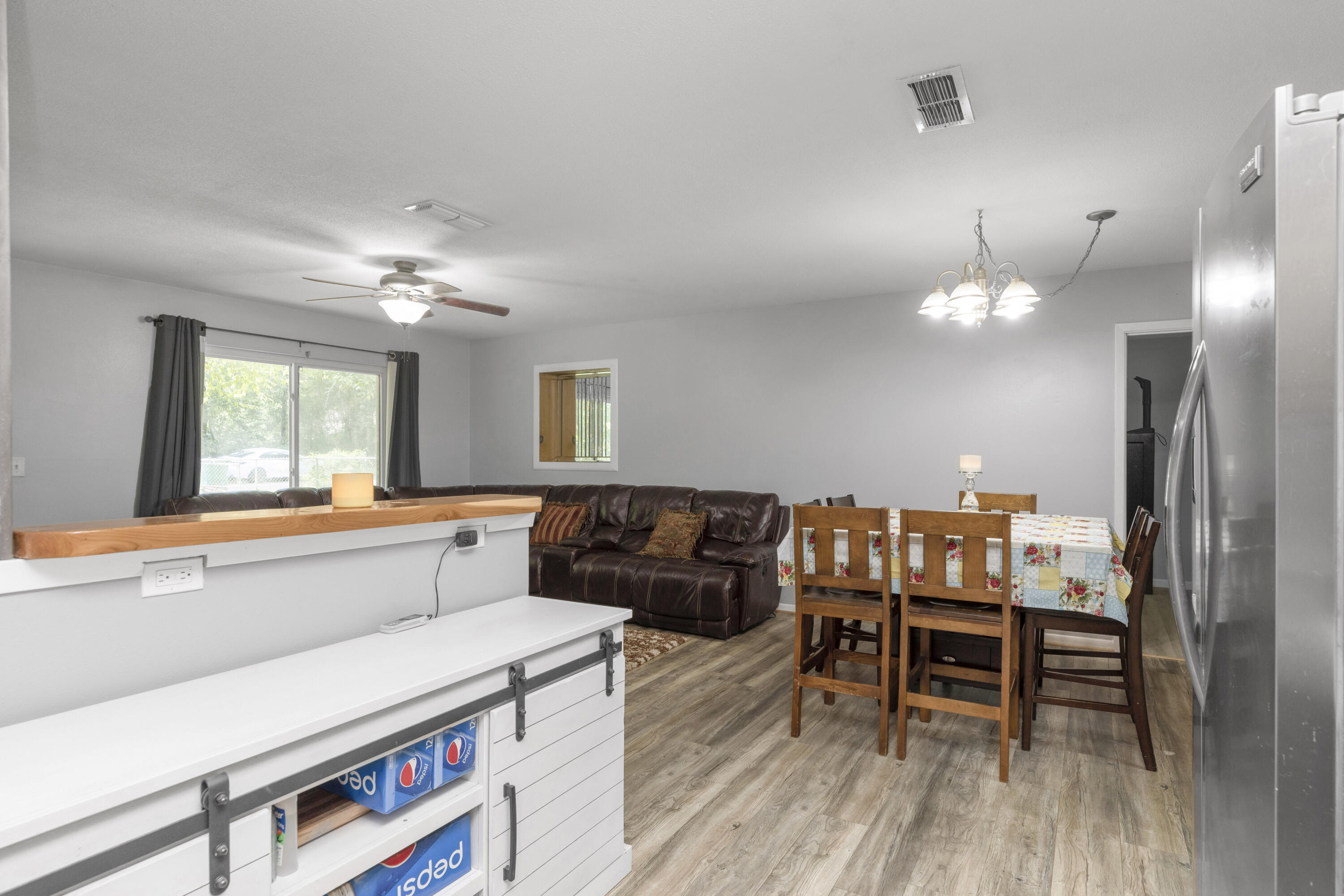 QUIET OAKS S/D - Residential