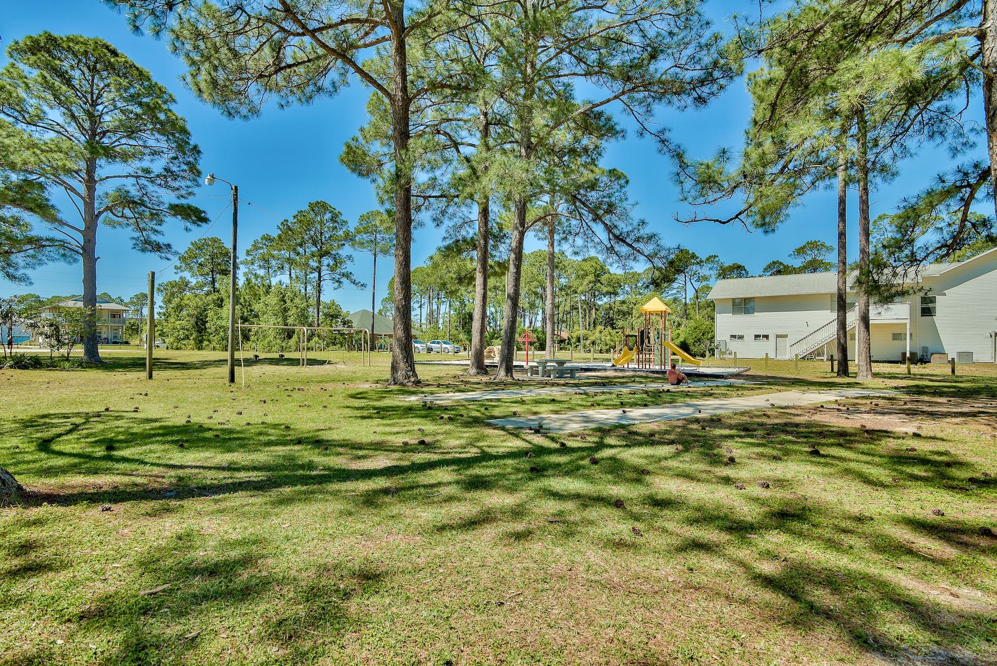 FLAMINGO BEACH - Residential