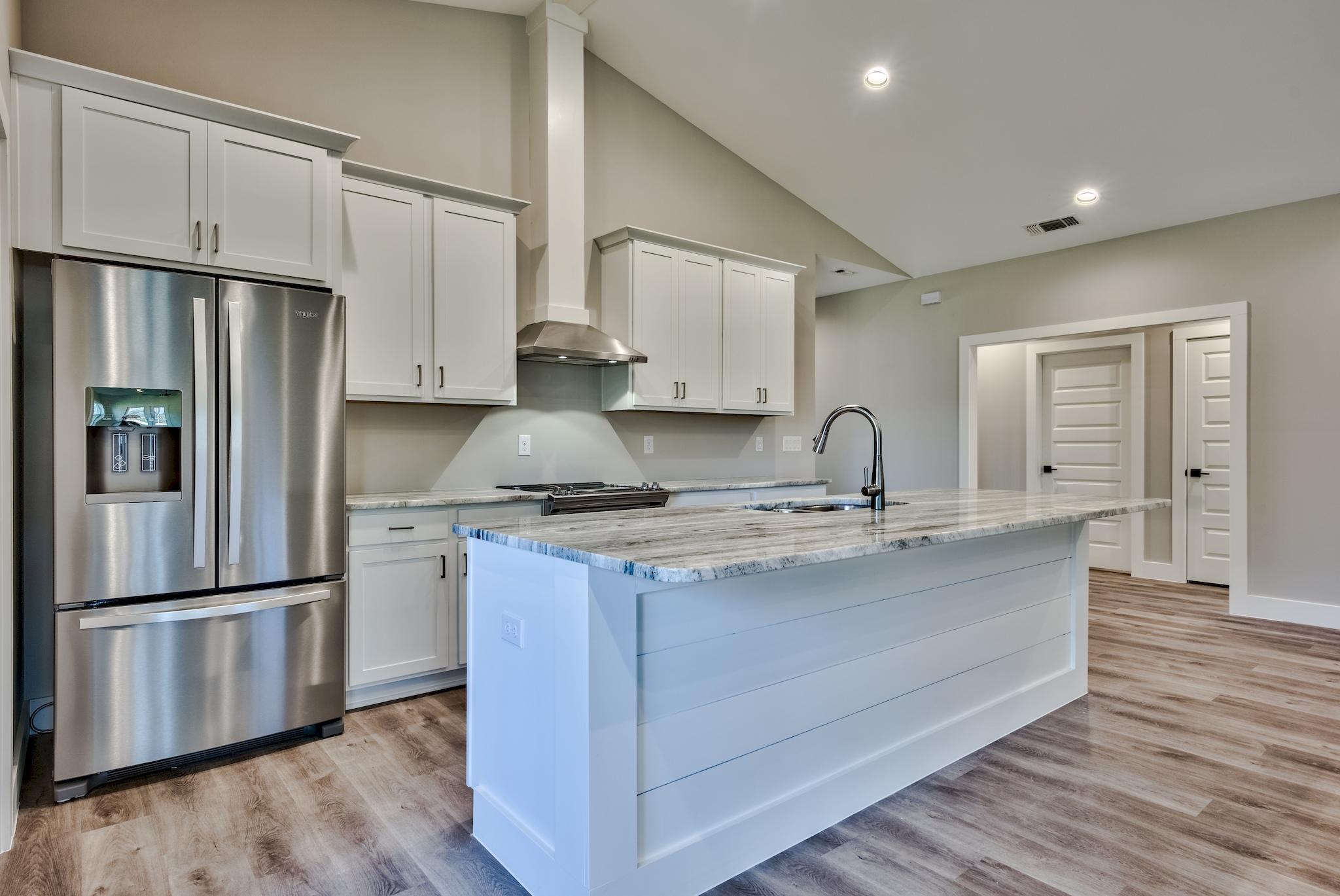 FLAMINGO BEACH - Residential