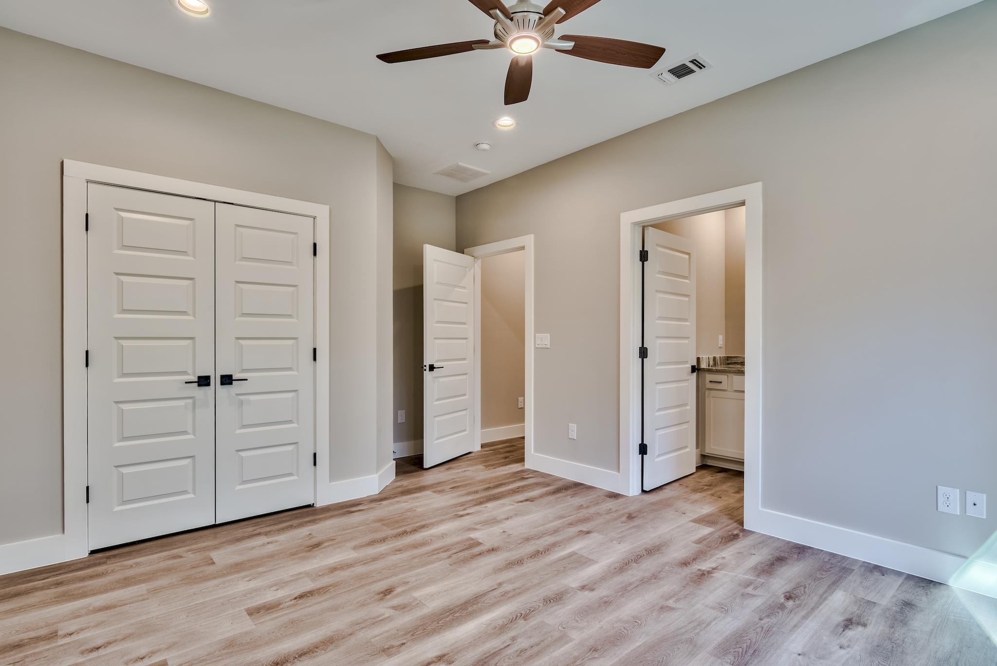 FLAMINGO BEACH - Residential