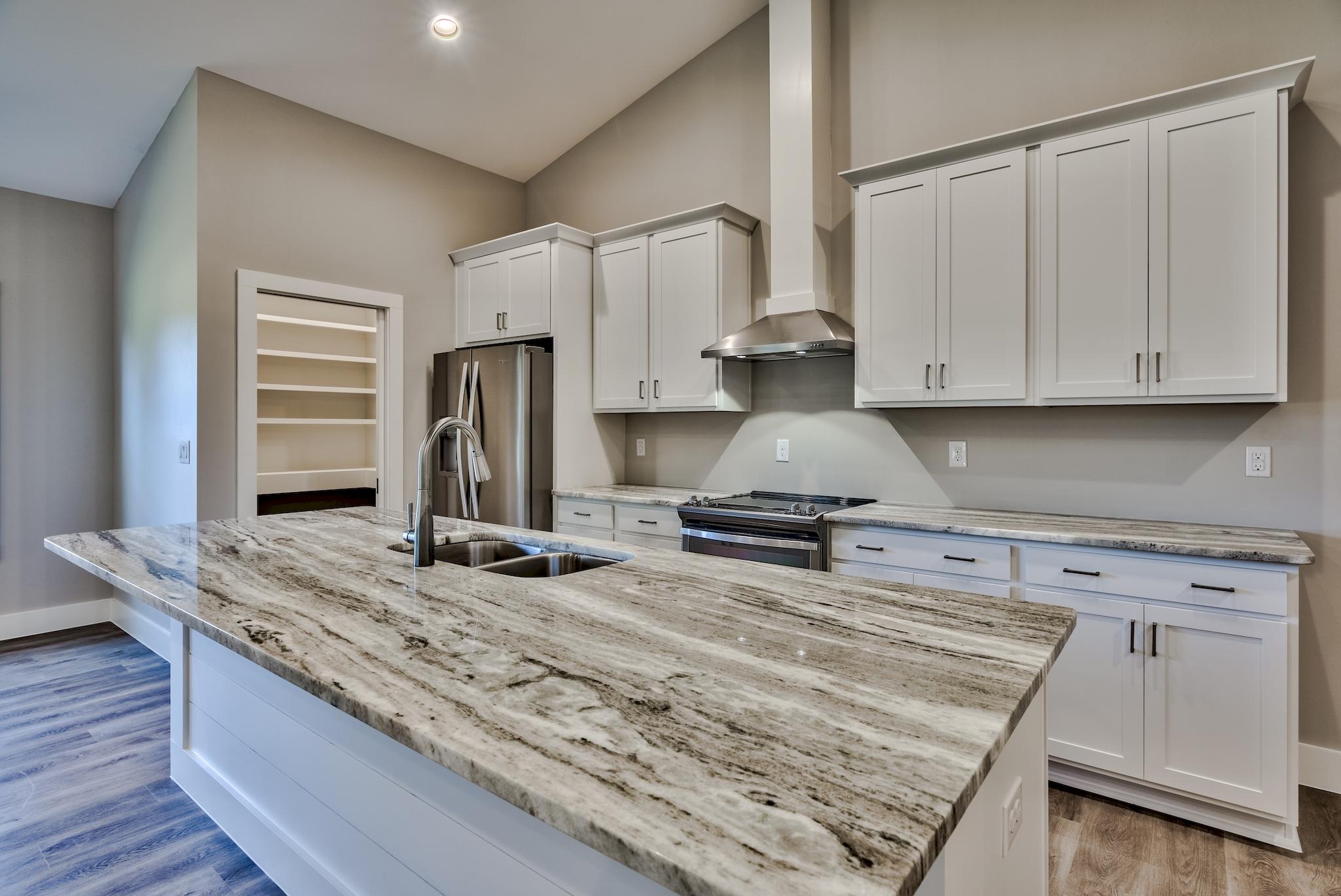 FLAMINGO BEACH - Residential