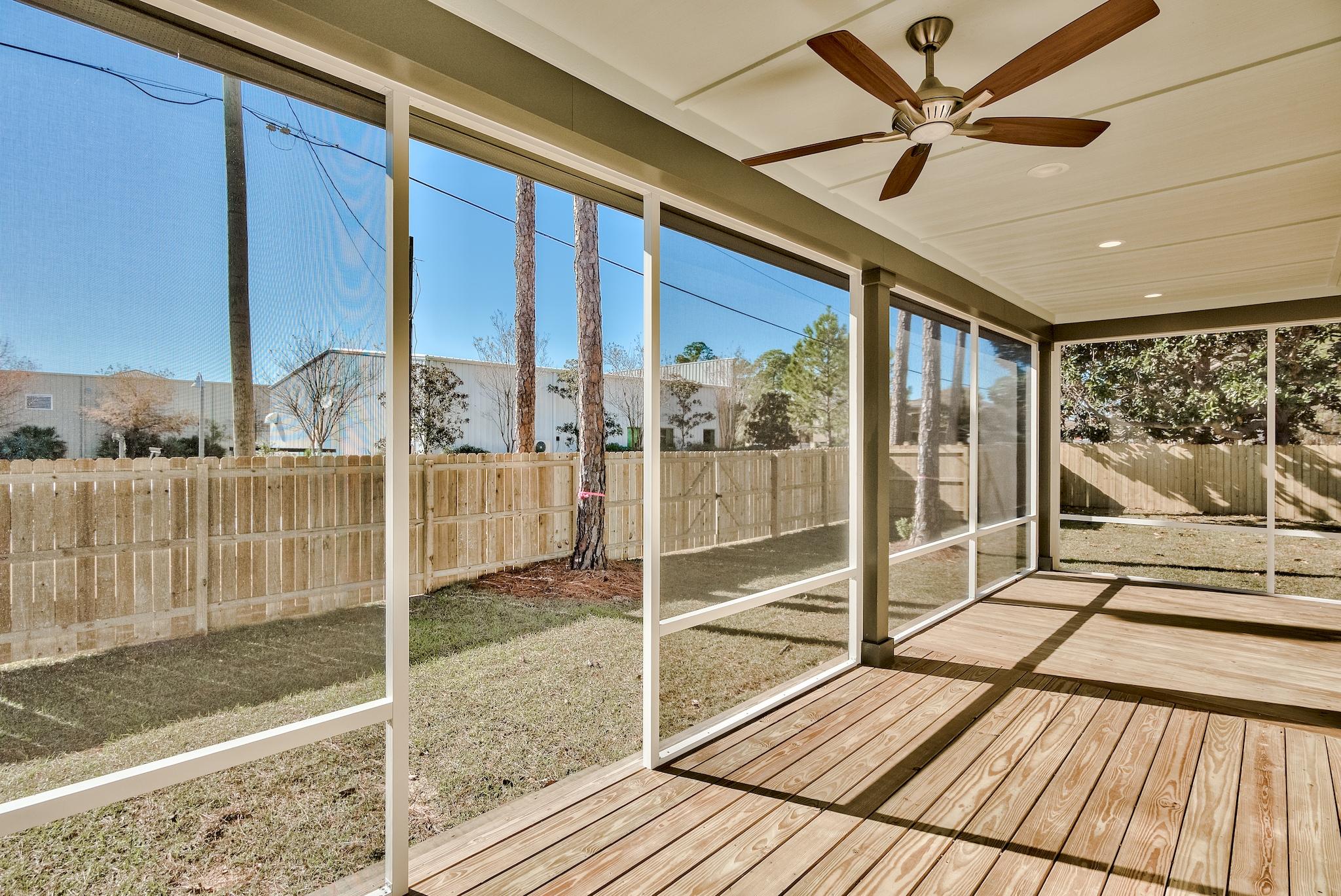 FLAMINGO BEACH - Residential