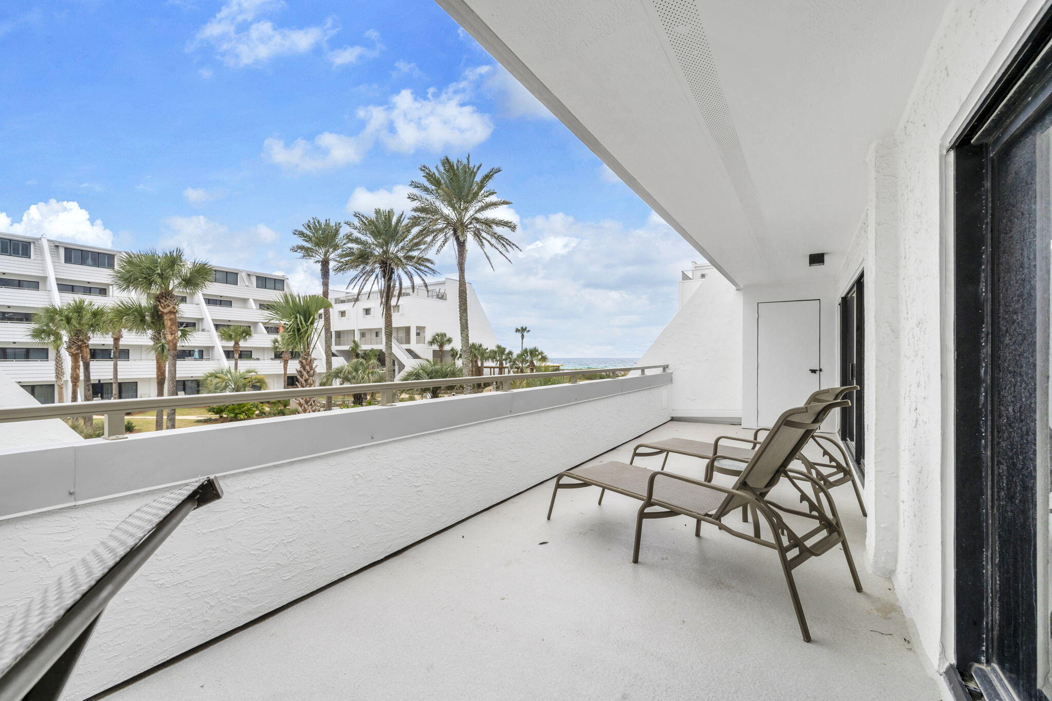 AEGEAN CONDO - Residential